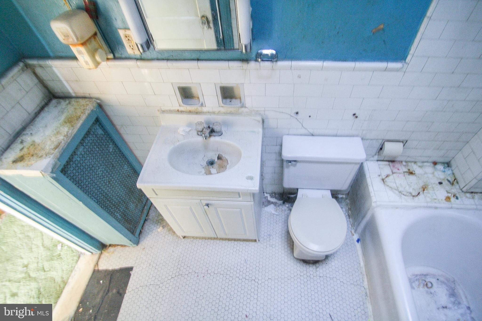 PHILADELPHIA - Residential