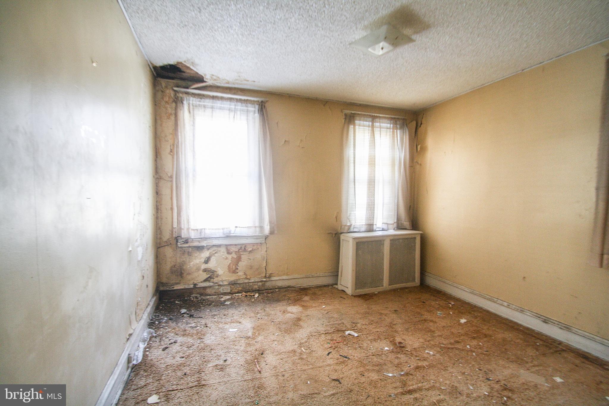 PHILADELPHIA - Residential