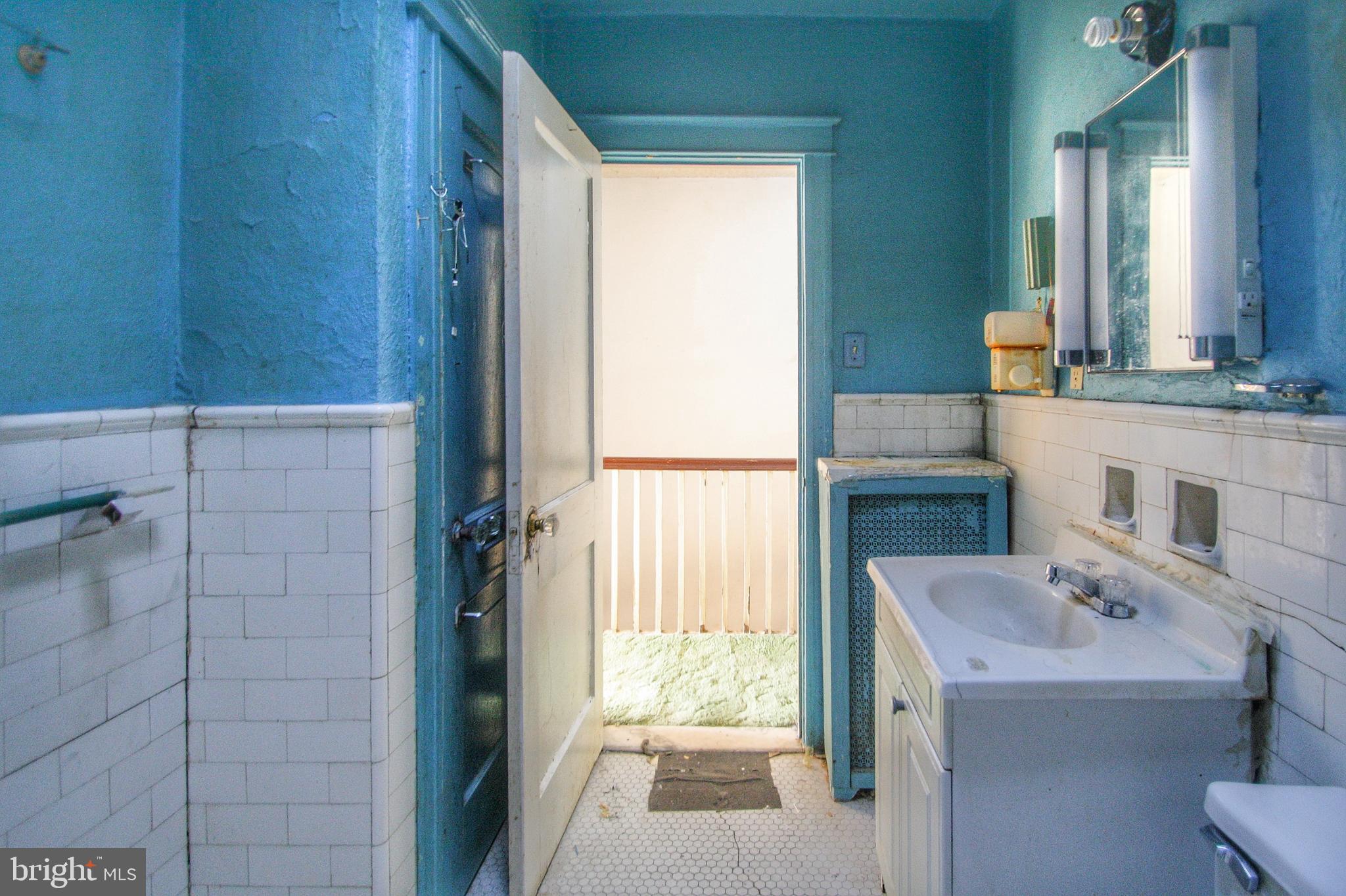 PHILADELPHIA - Residential