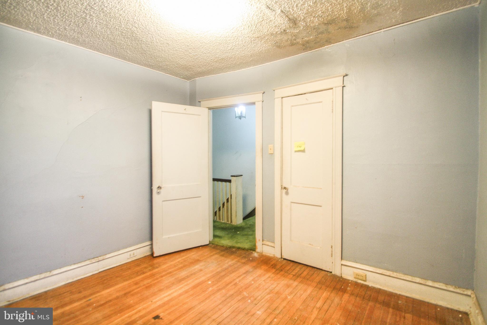 PHILADELPHIA - Residential