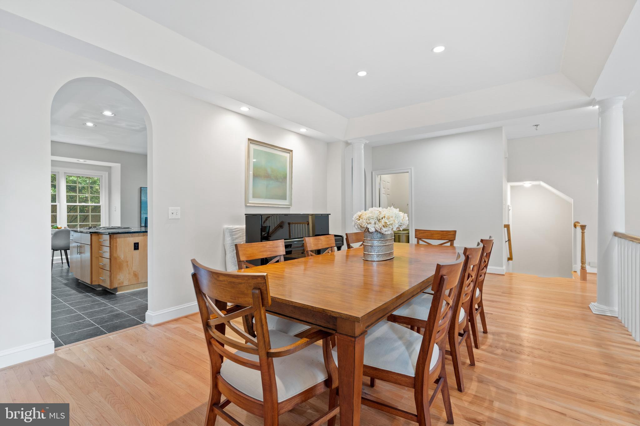 LEE HEIGHTS - Residential