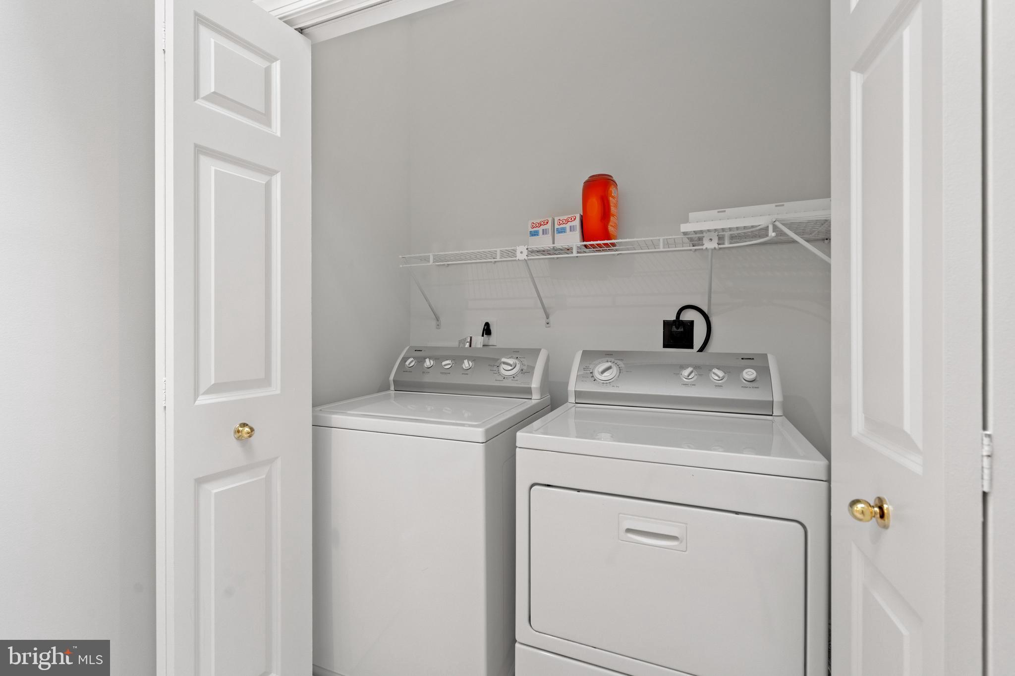 LEE HEIGHTS - Residential