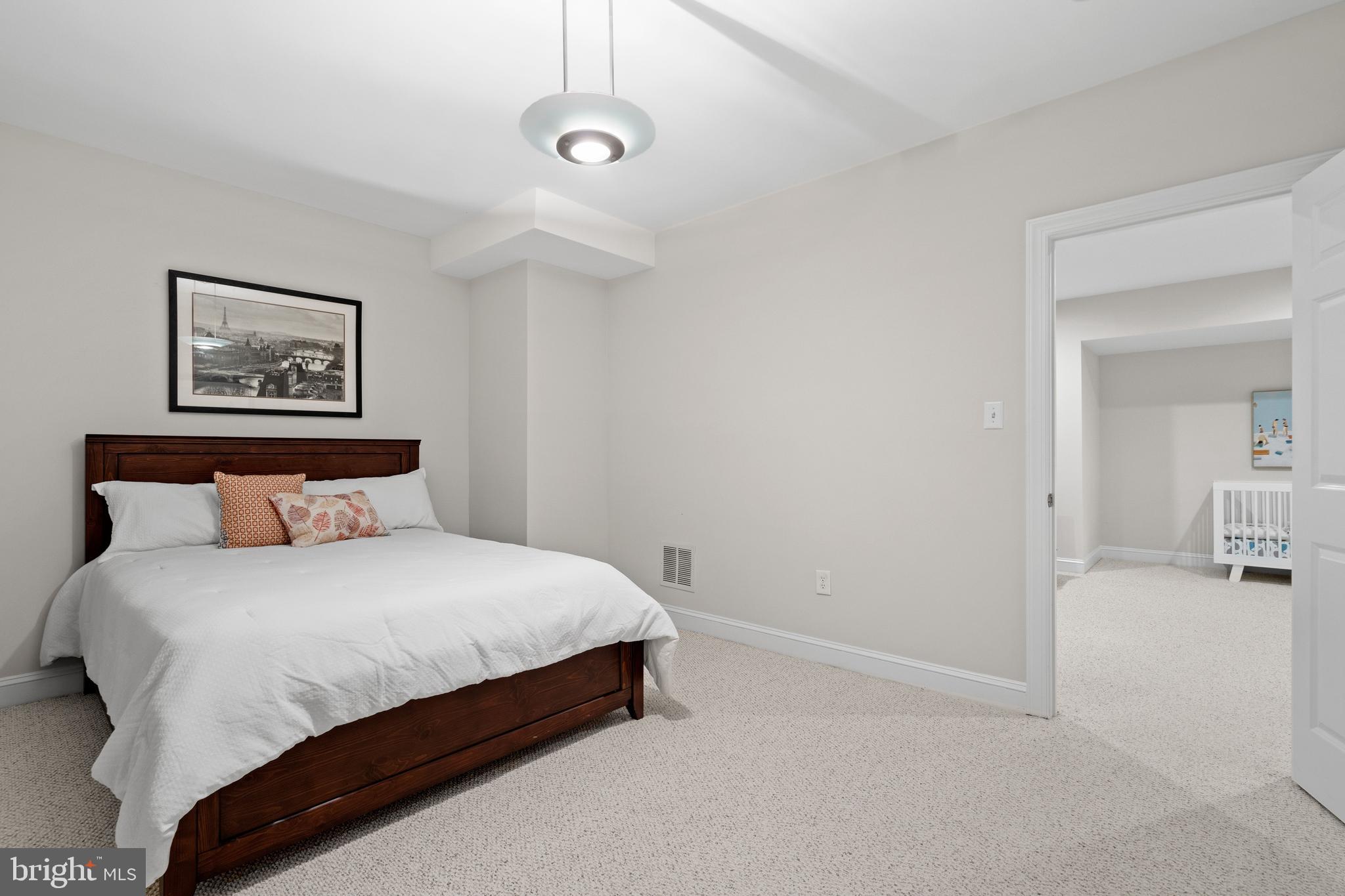 LEE HEIGHTS - Residential