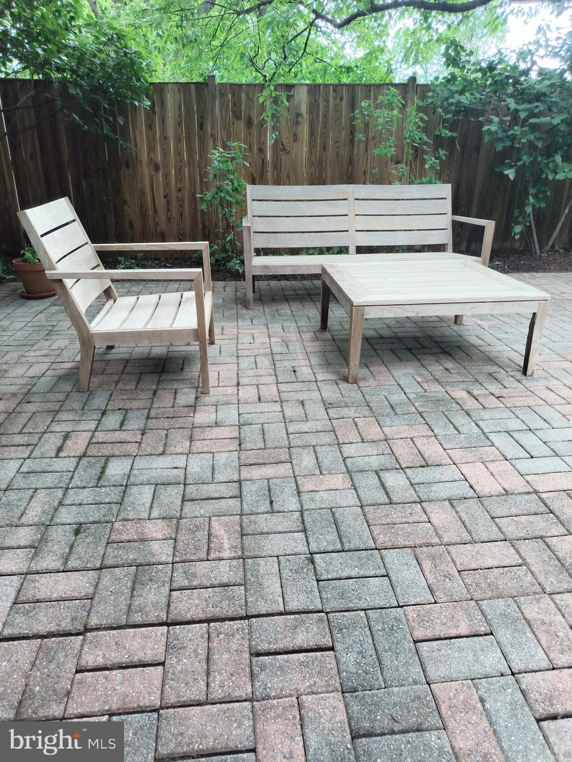 LEE HEIGHTS - Residential