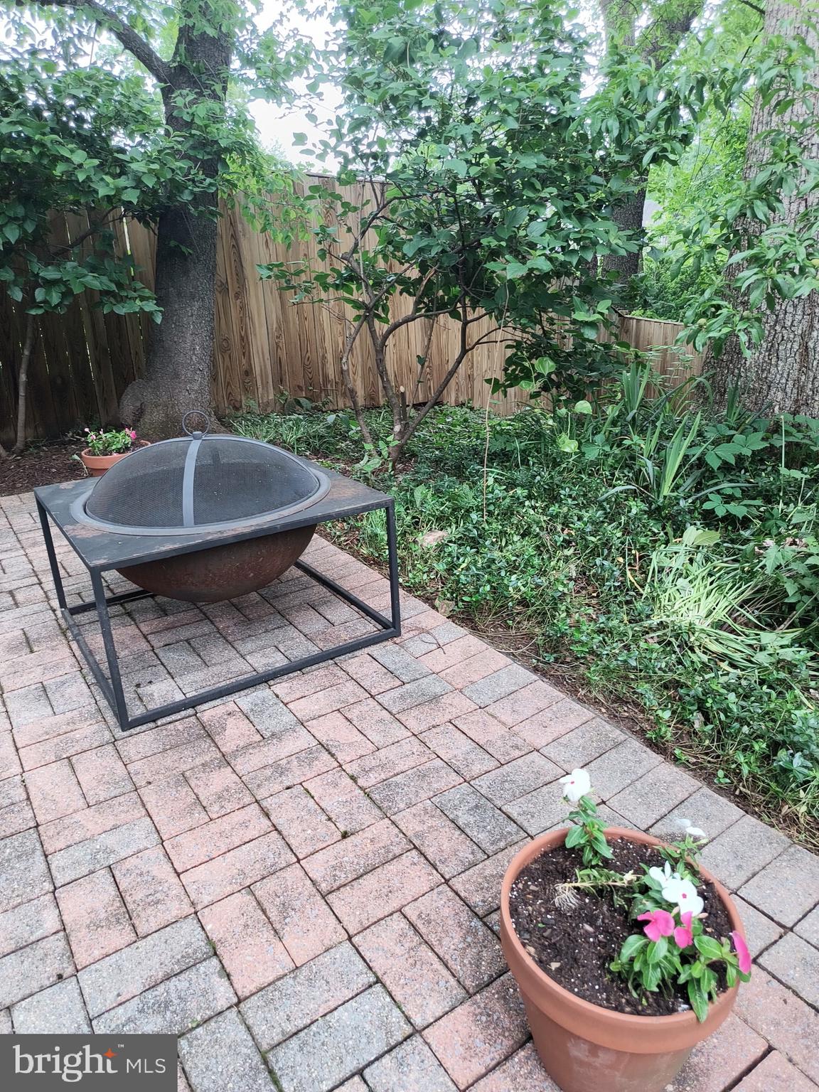 LEE HEIGHTS - Residential