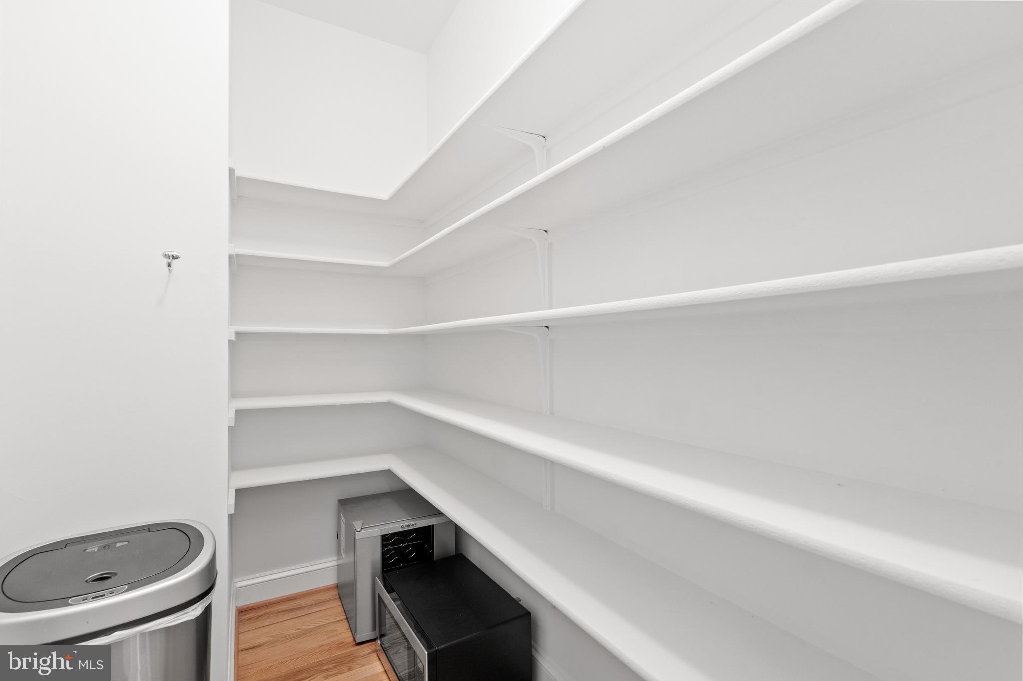 LEE HEIGHTS - Residential