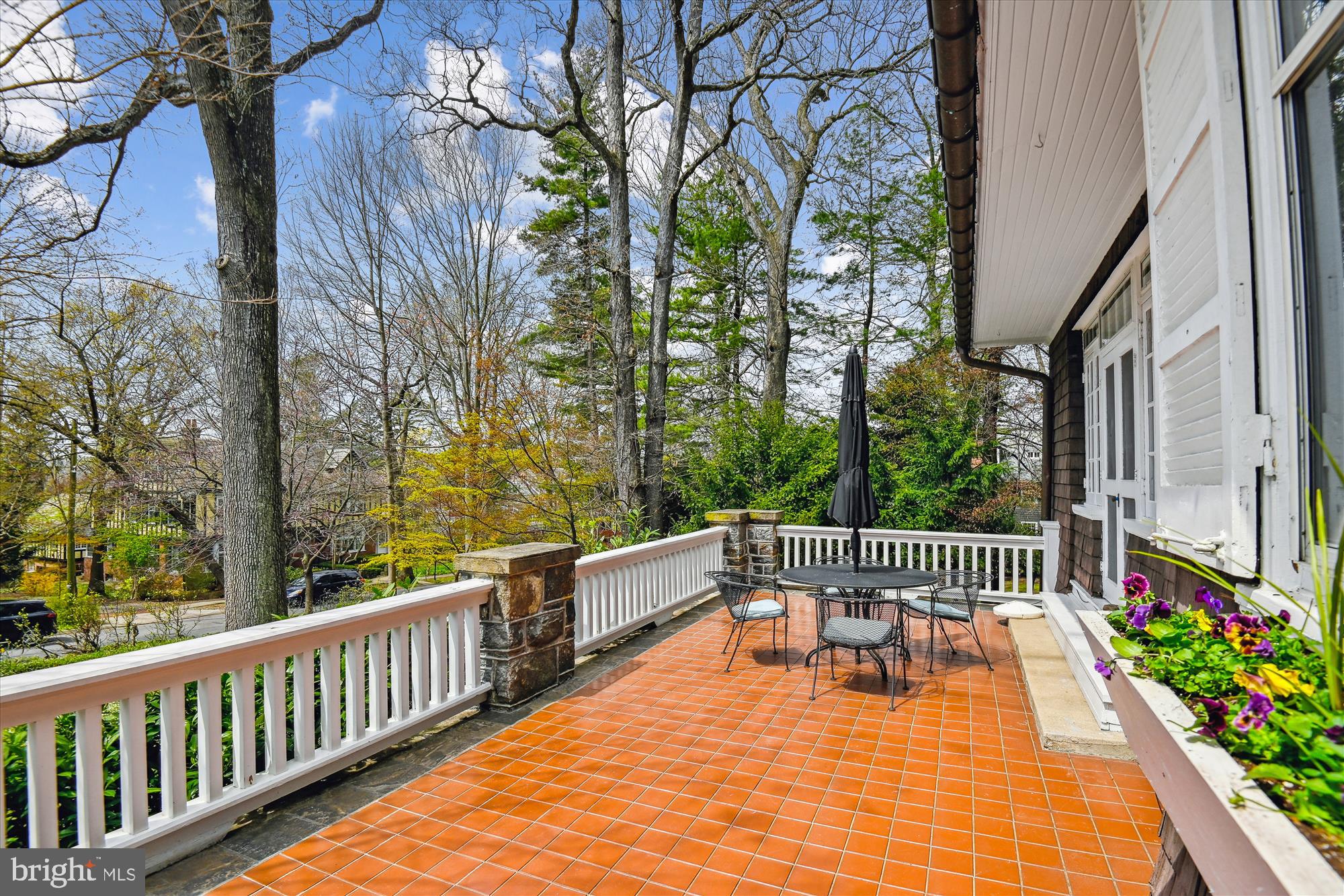 ROLAND PARK - Residential