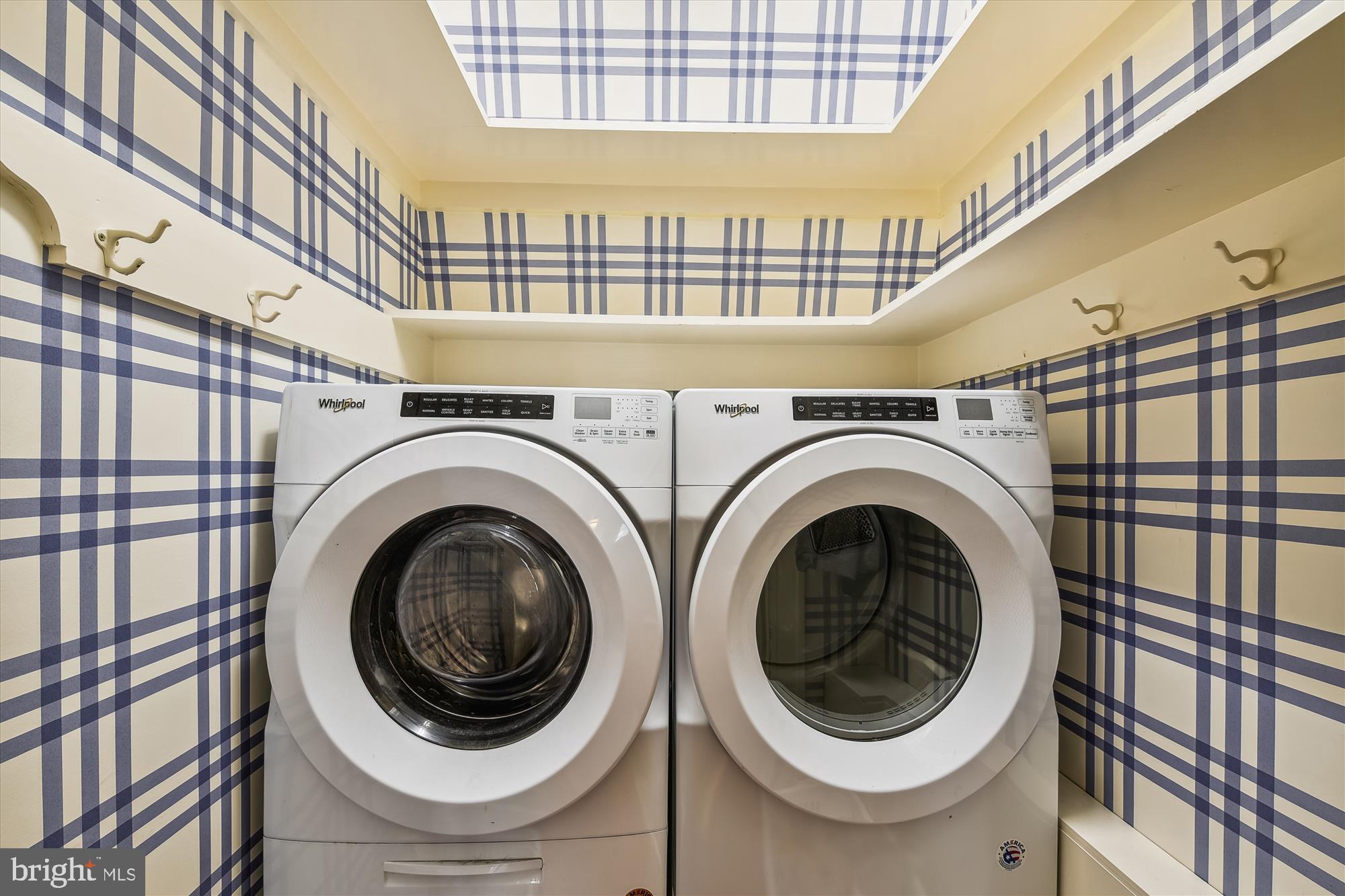 ROLAND PARK - Residential