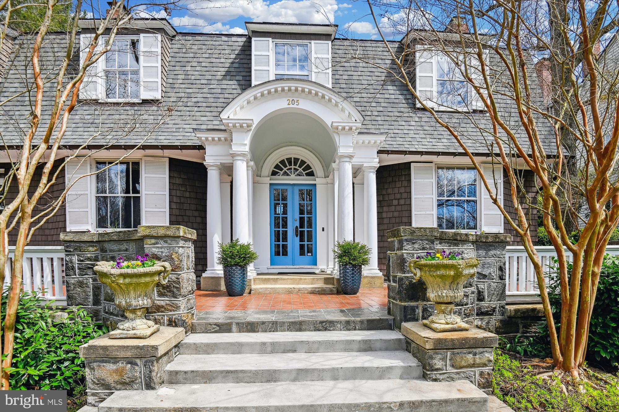 ROLAND PARK - Residential