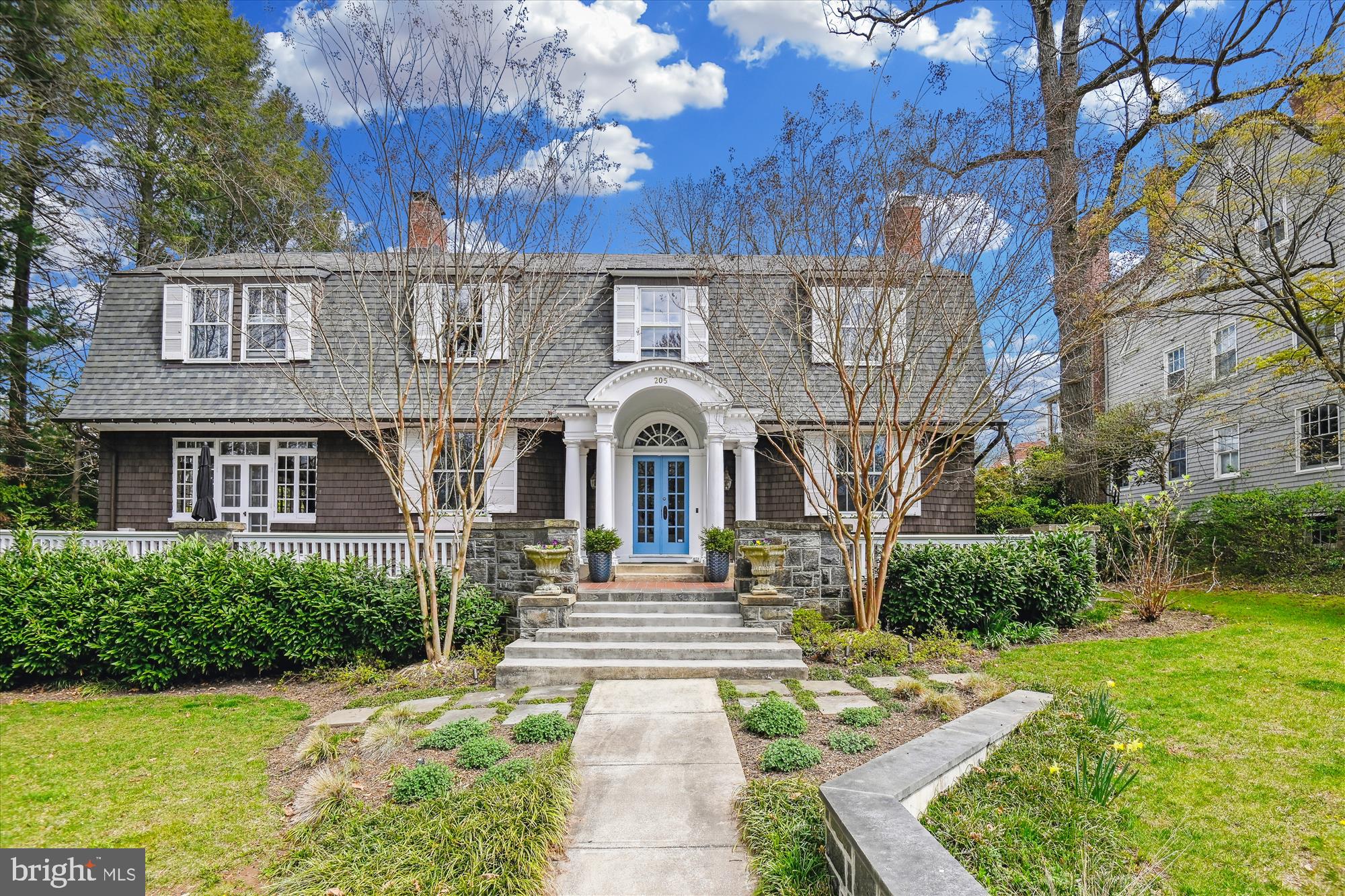 ROLAND PARK - Residential