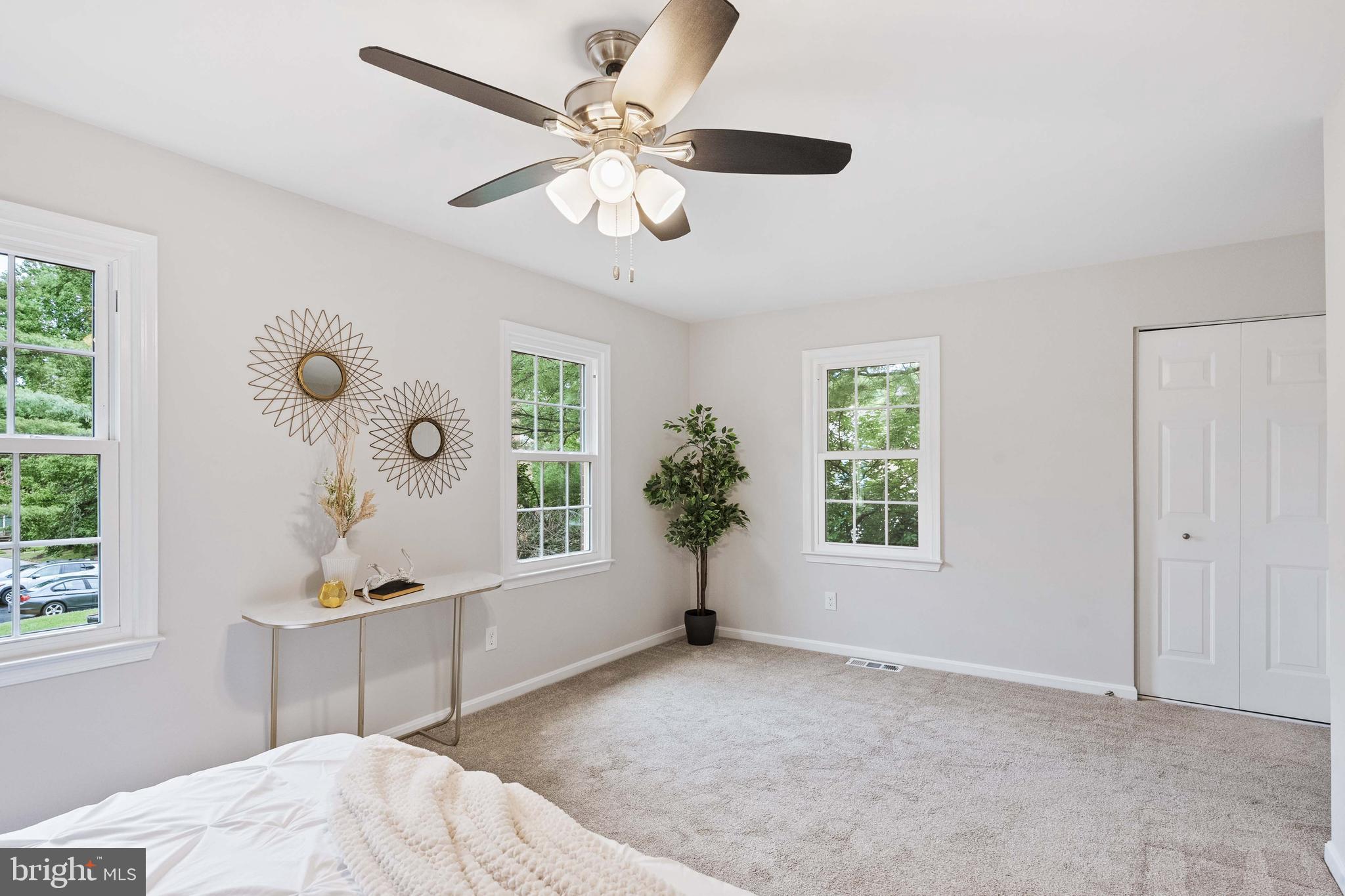 COUNTRY CREEK - Residential