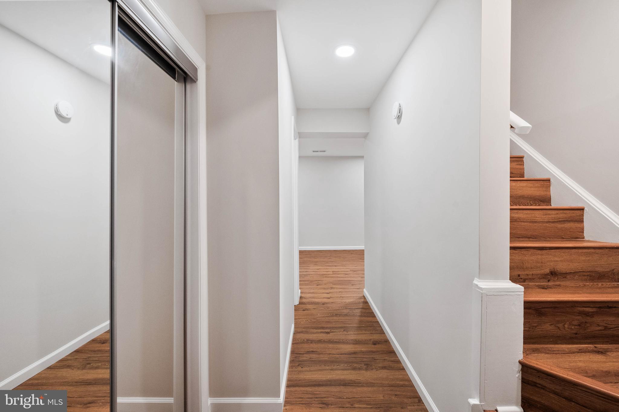 COUNTRY CREEK - Residential