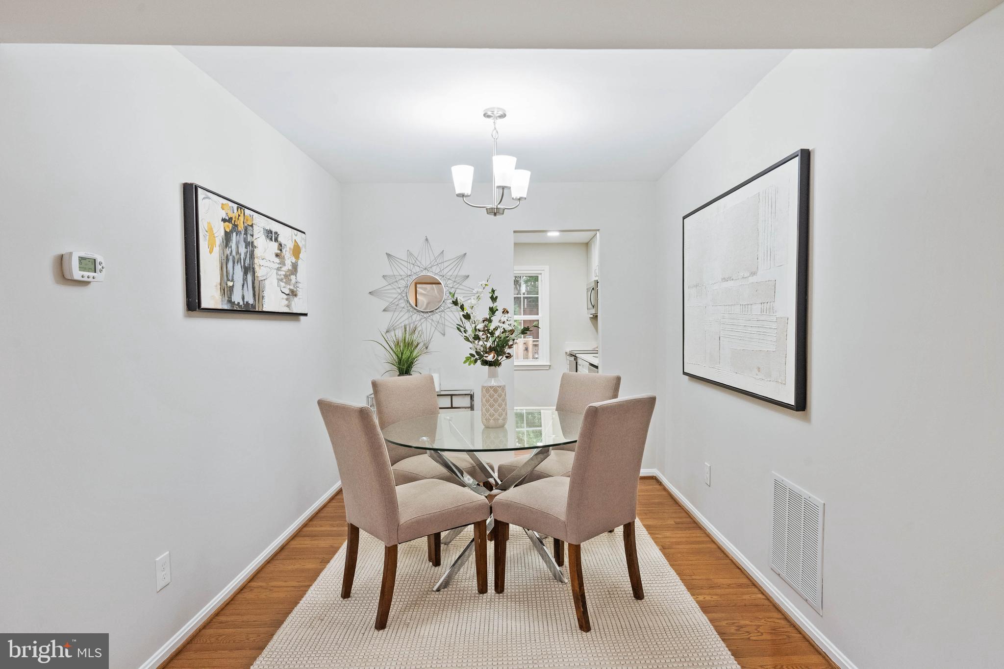 COUNTRY CREEK - Residential