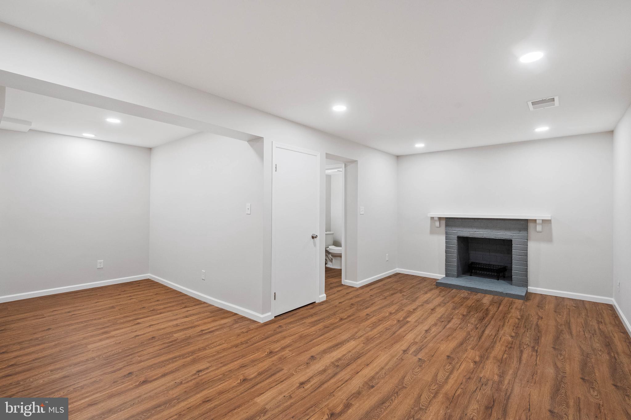 COUNTRY CREEK - Residential