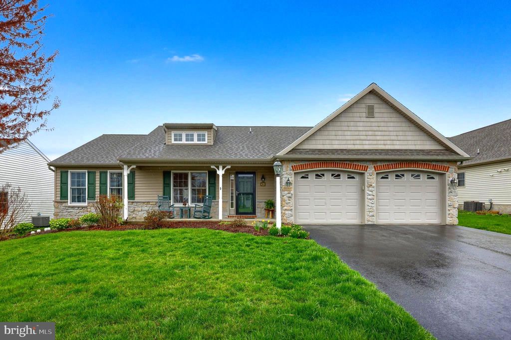 Photo of 421 Rosewood Drive, MANHEIM, PA 17545 (MLS # PALA2067880)