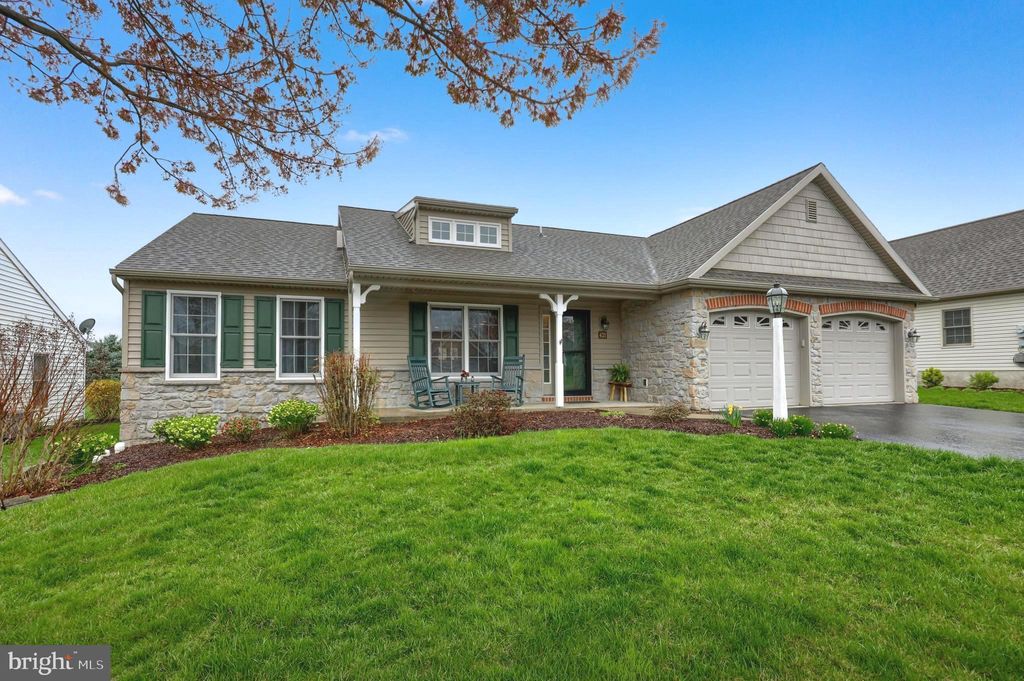 Photo of 421 Rosewood Drive, MANHEIM, PA 17545 (MLS # PALA2067880)