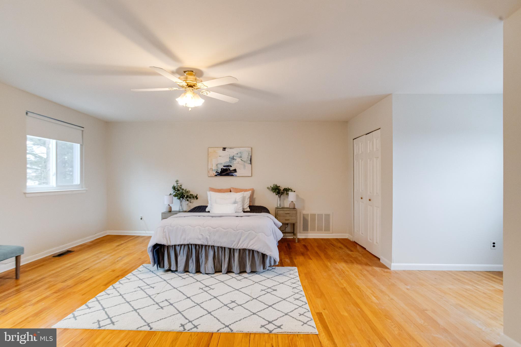 KINGS POINT - Residential