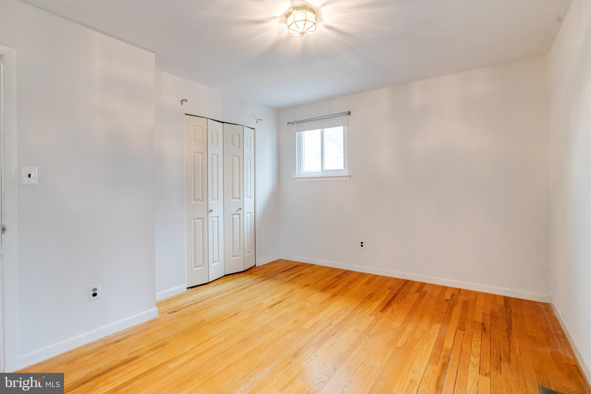 KINGS POINT - Residential