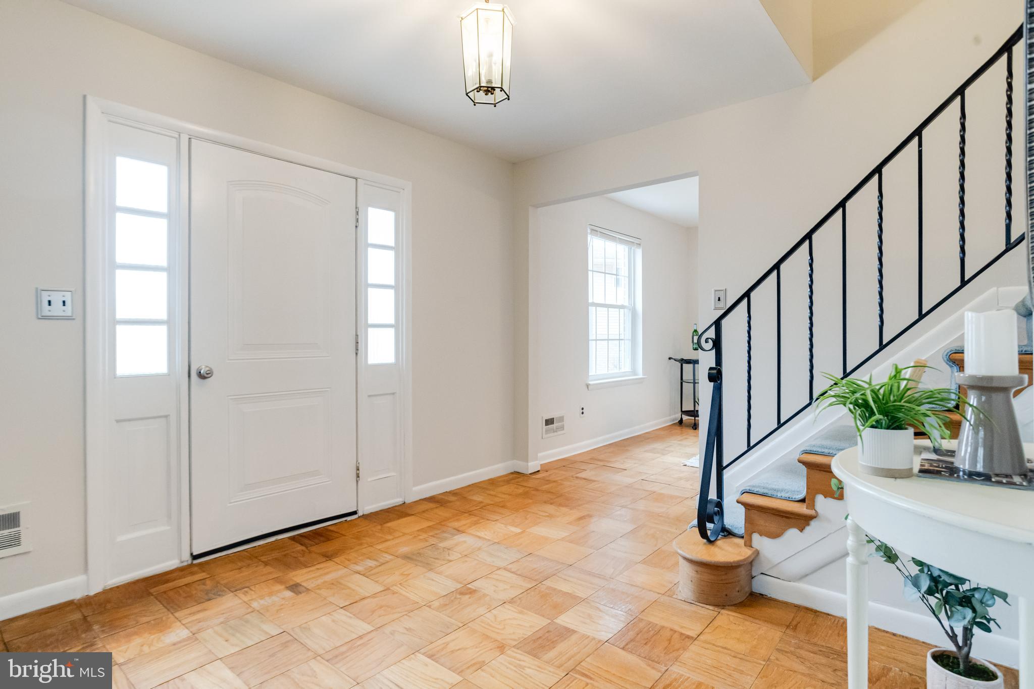 KINGS POINT - Residential