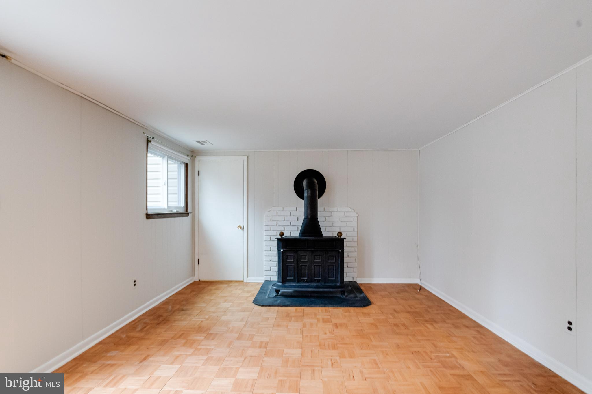 KINGS POINT - Residential