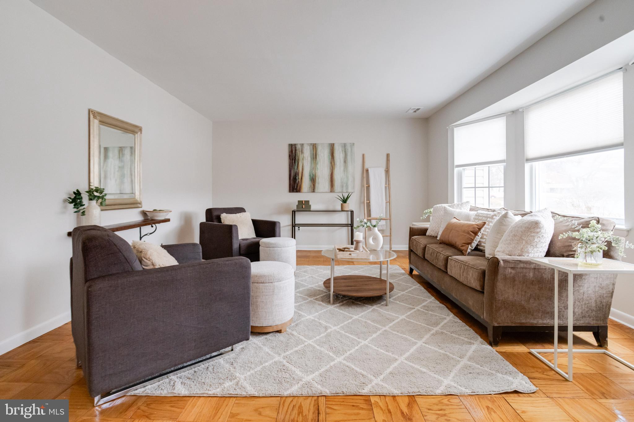 KINGS POINT - Residential