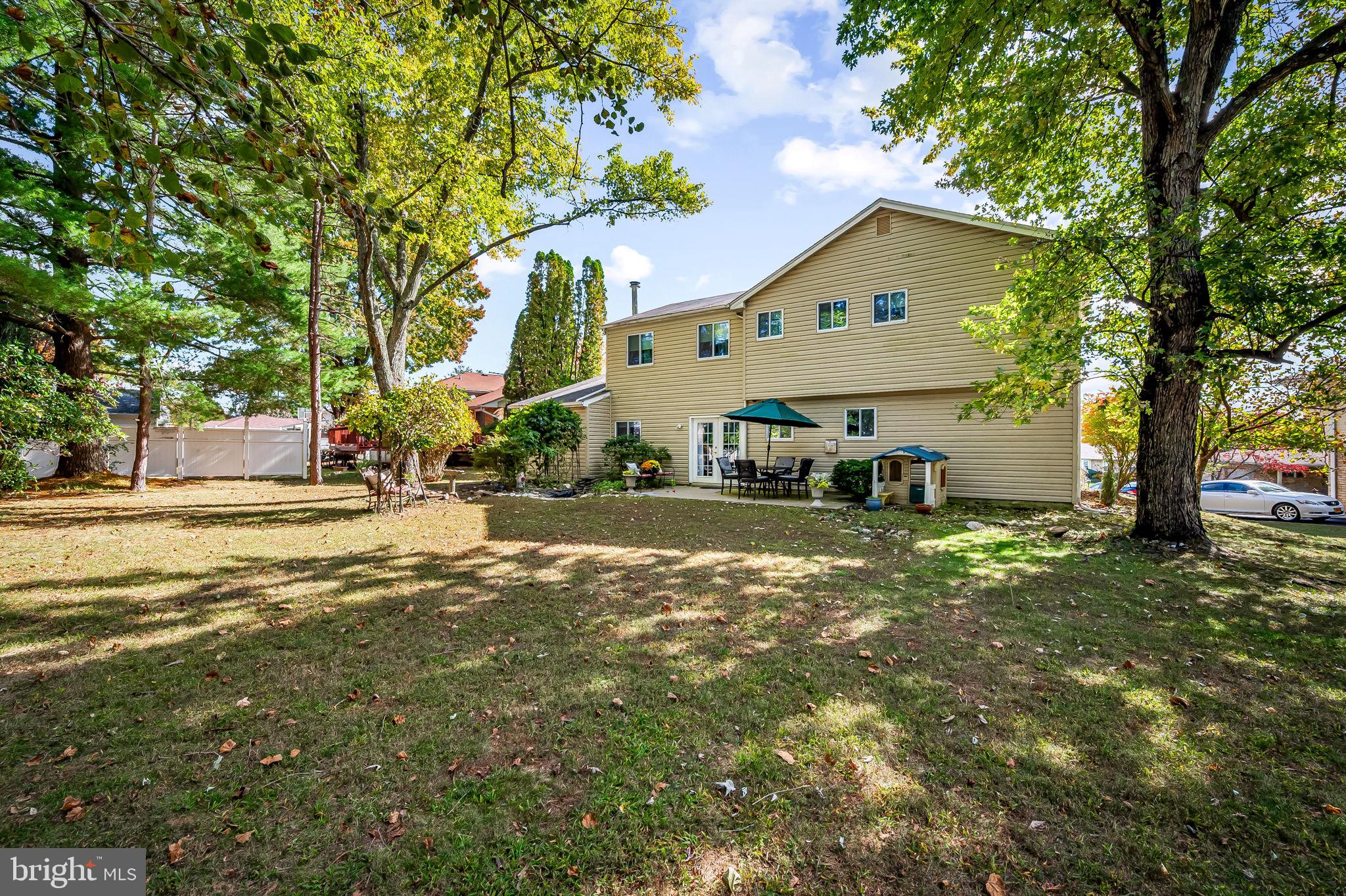 KINGS POINT - Residential