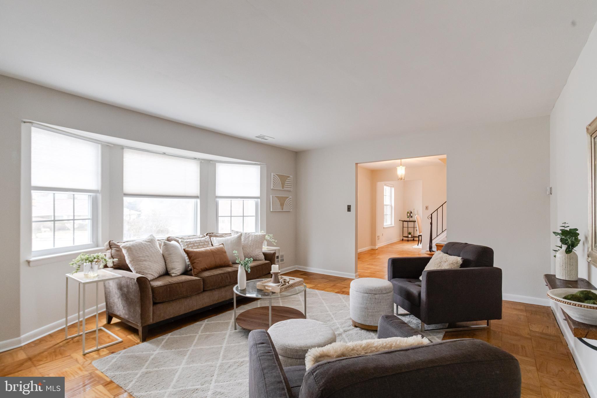 KINGS POINT - Residential