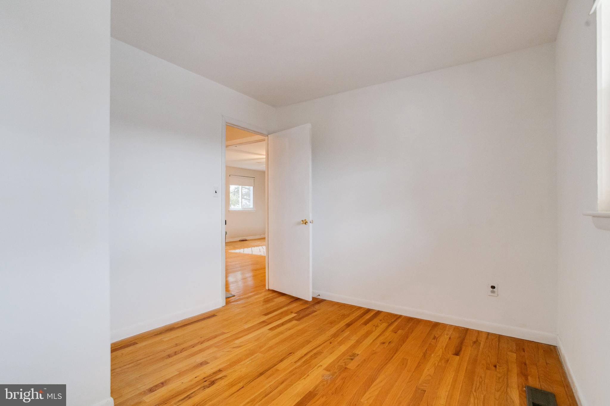 KINGS POINT - Residential