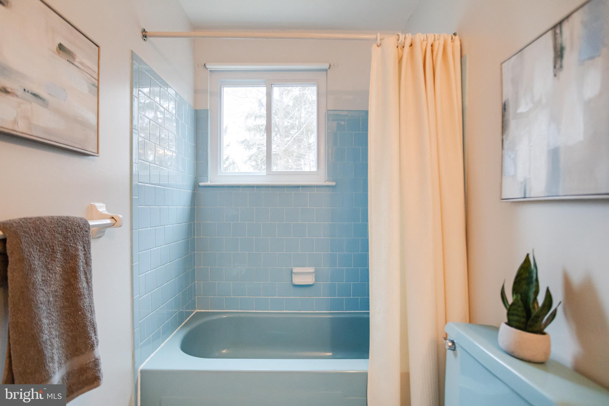 KINGS POINT - Residential