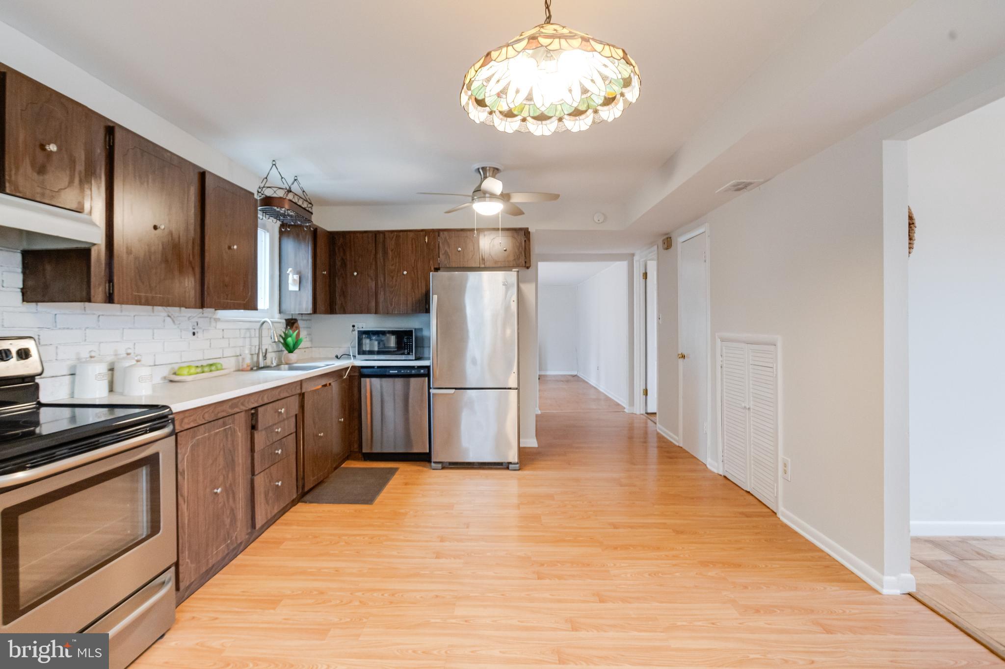 KINGS POINT - Residential