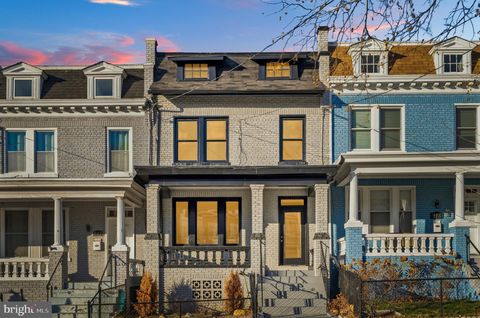 917 EMERSON STREET NW WASHINGTON DC 20011