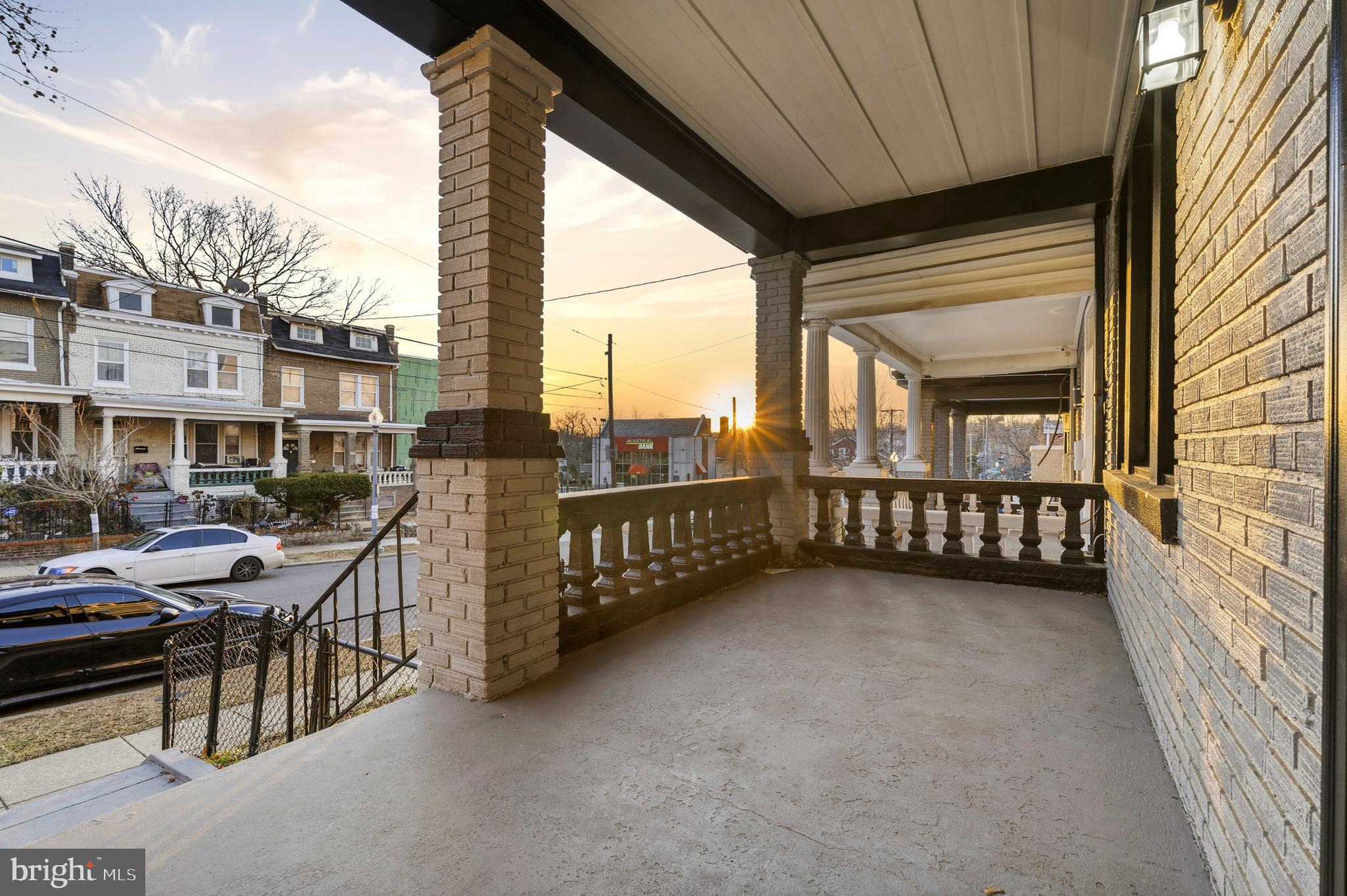 917 EMERSON STREET NW