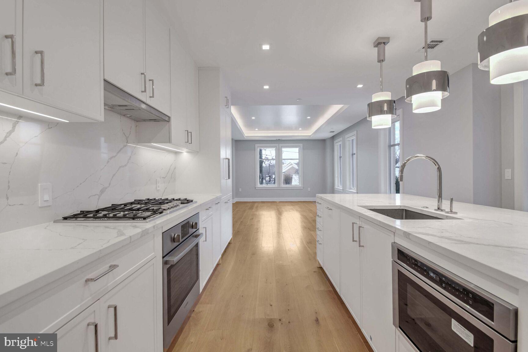 CHEVY CHASE - Residential Lease