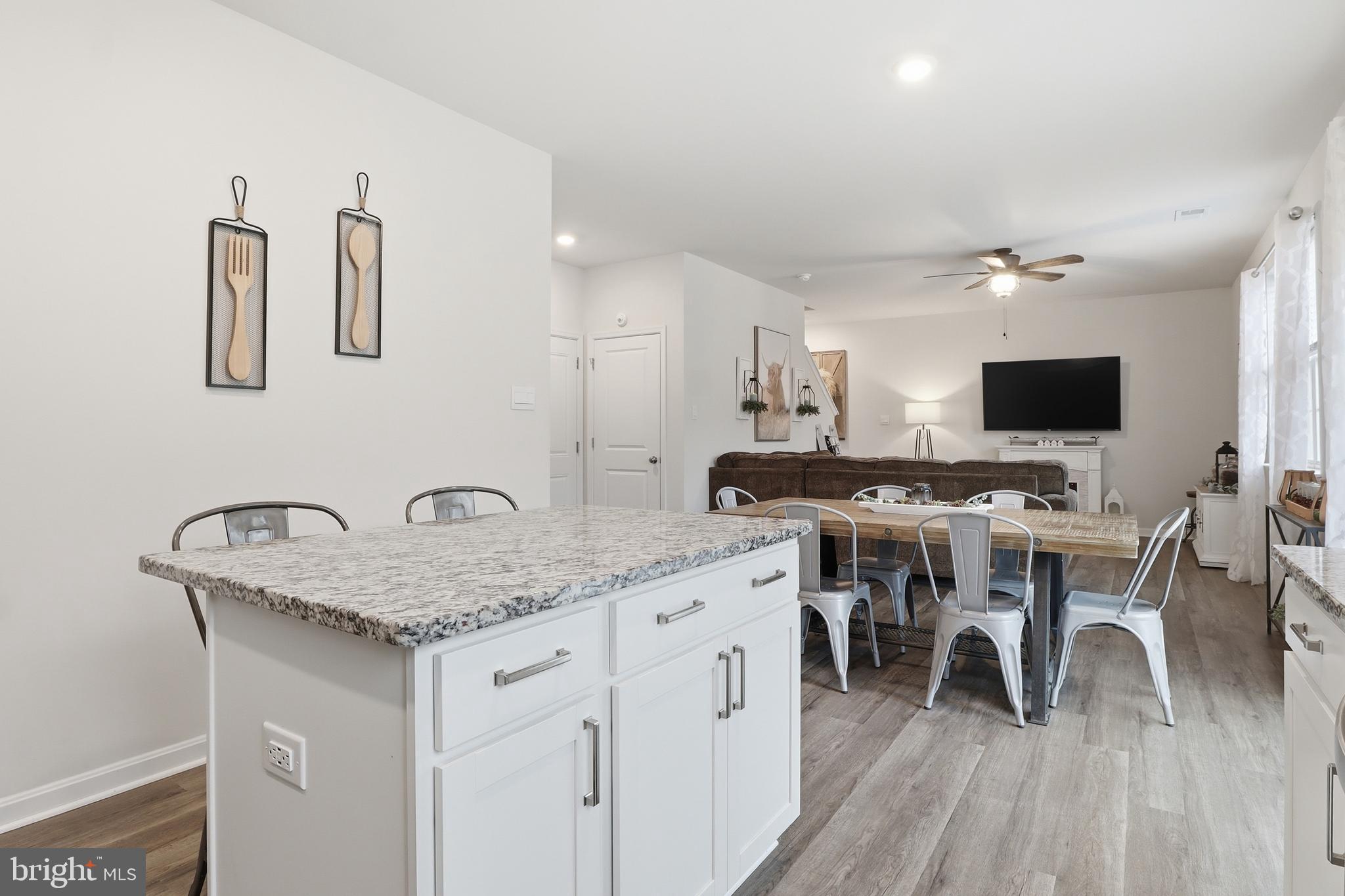 HILLS AT VALLEY VIEW - Residential