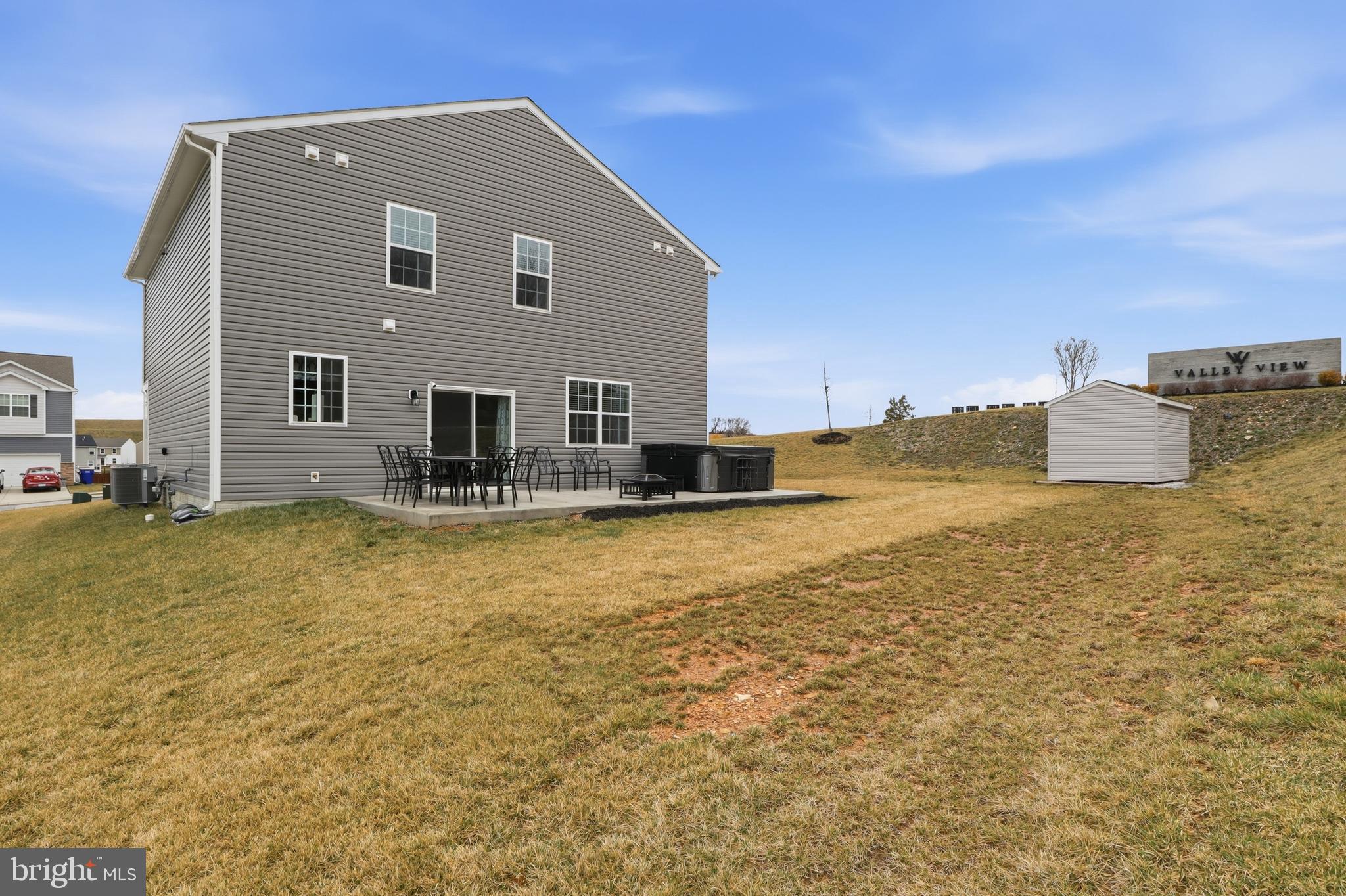 HILLS AT VALLEY VIEW - Residential