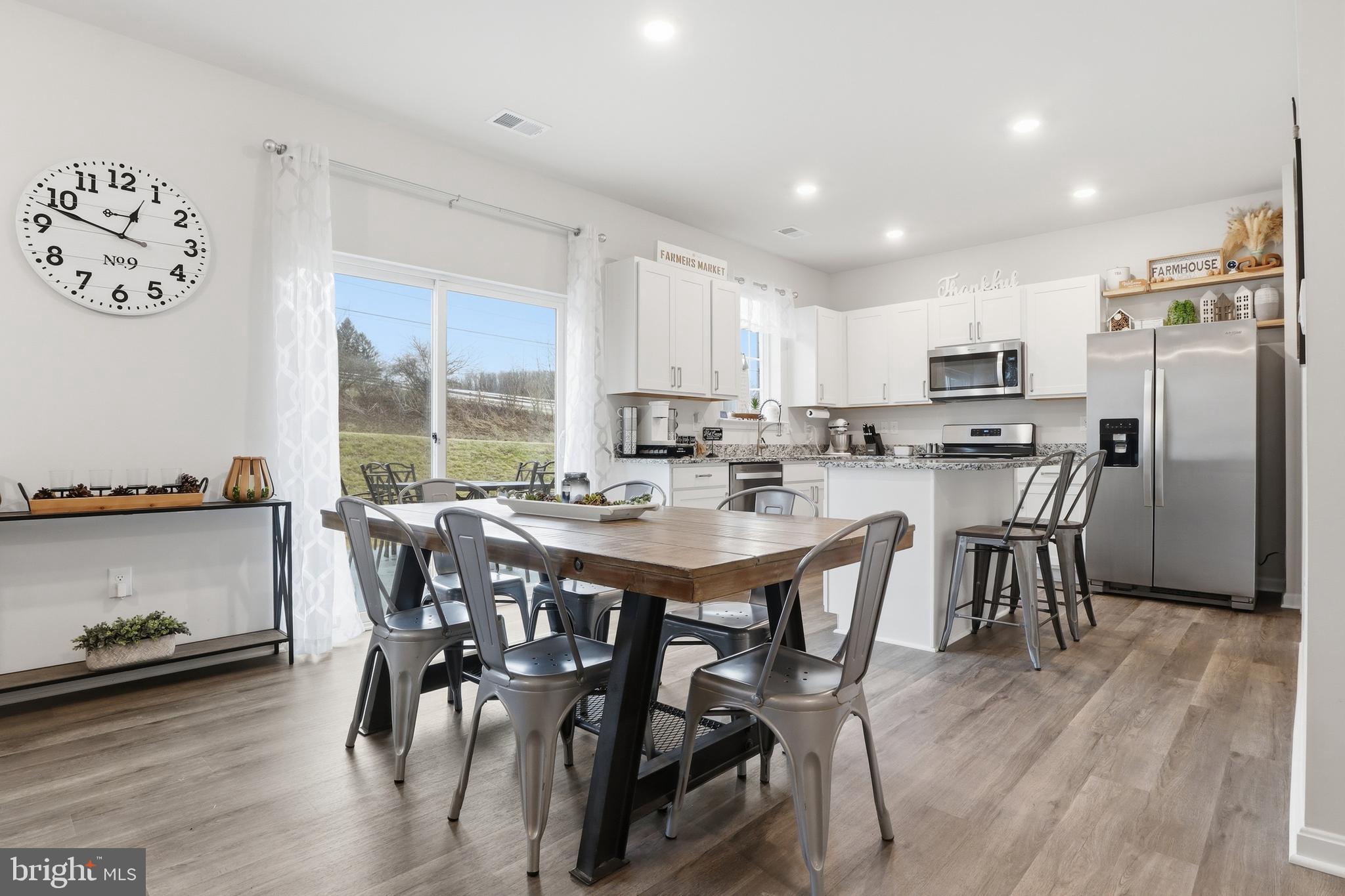 HILLS AT VALLEY VIEW - Residential