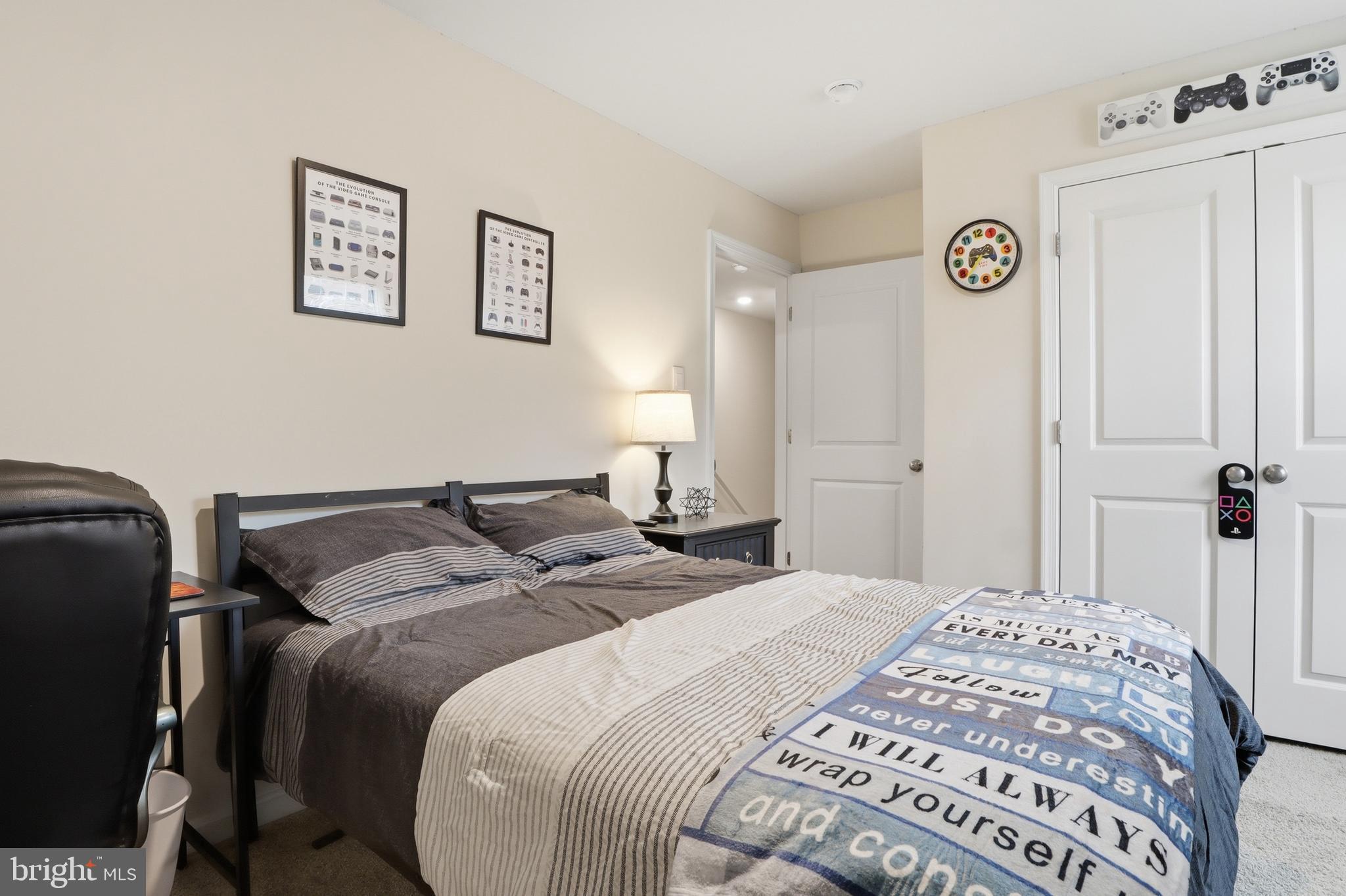 HILLS AT VALLEY VIEW - Residential