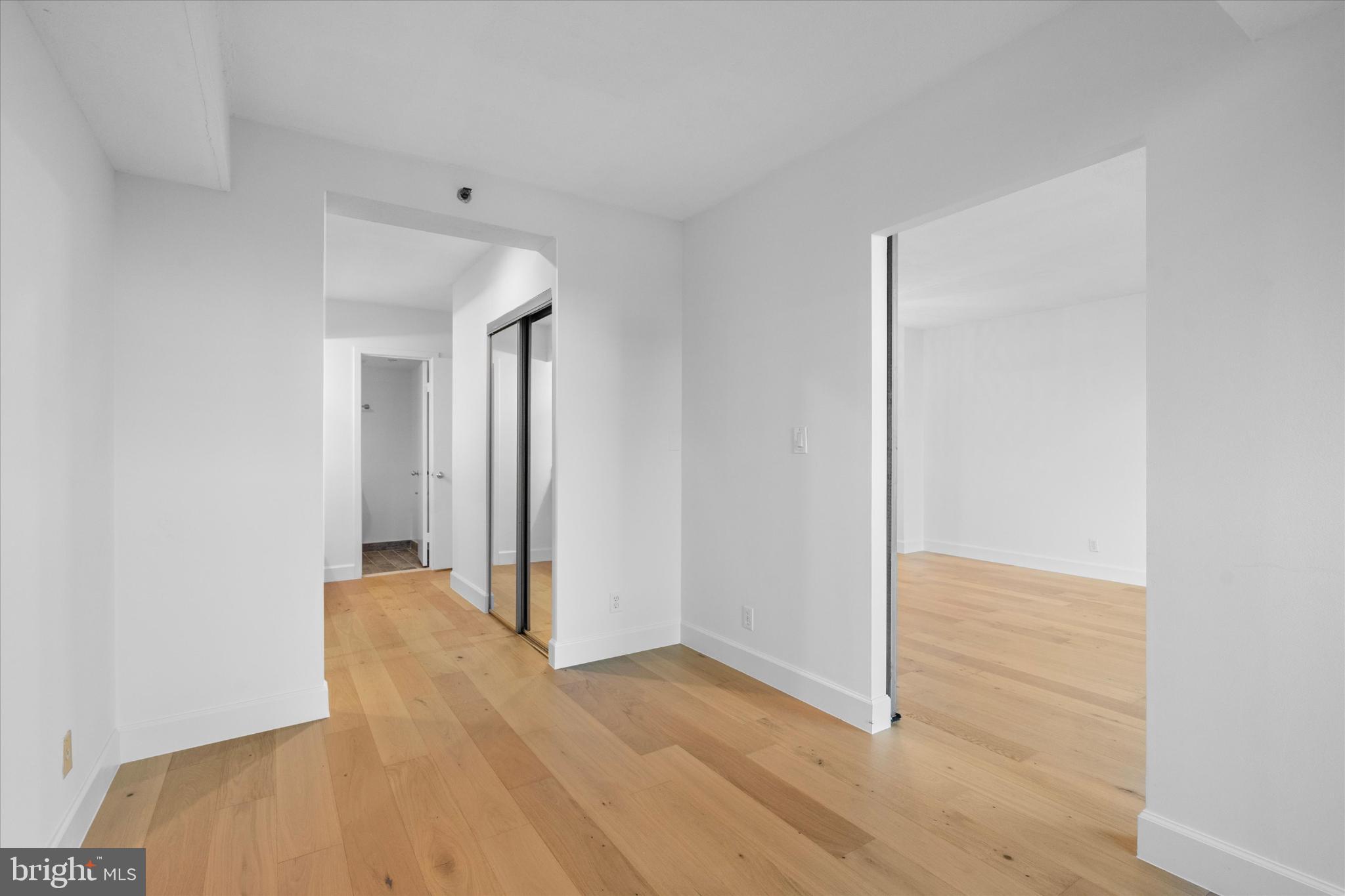 SKYLINE SQUARE CONDO - Residential Lease