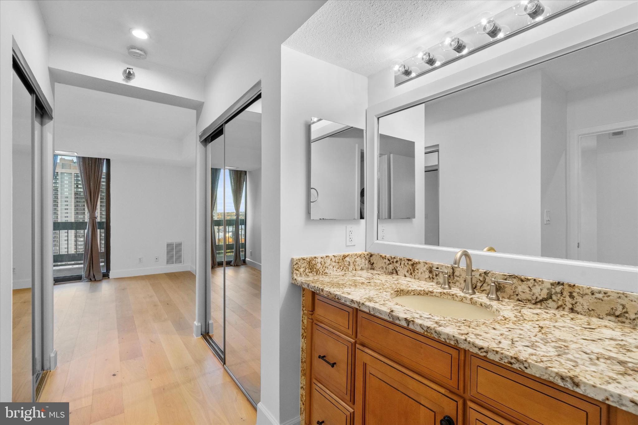 SKYLINE SQUARE CONDO - Residential Lease