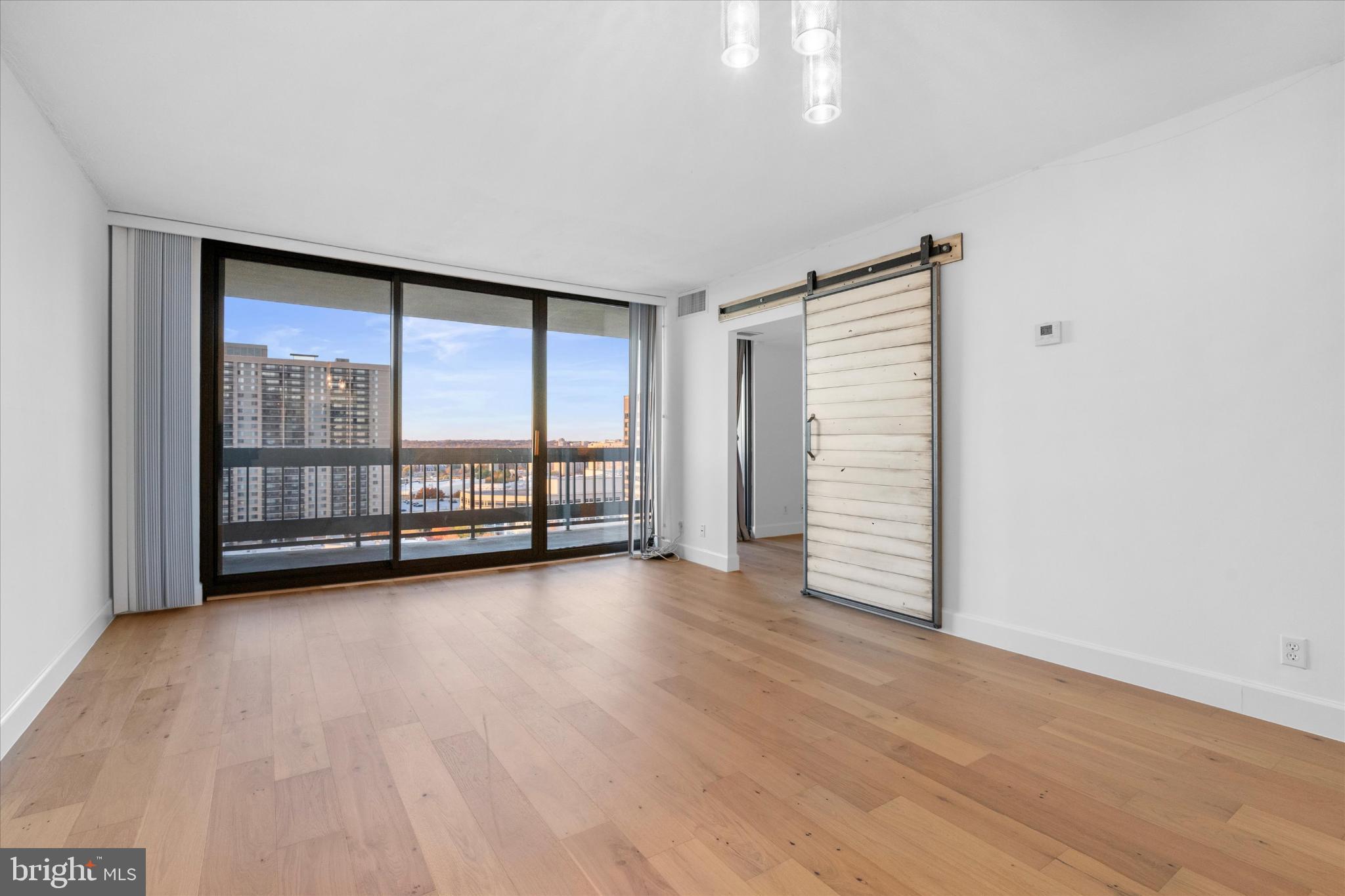 SKYLINE SQUARE CONDO - Residential Lease