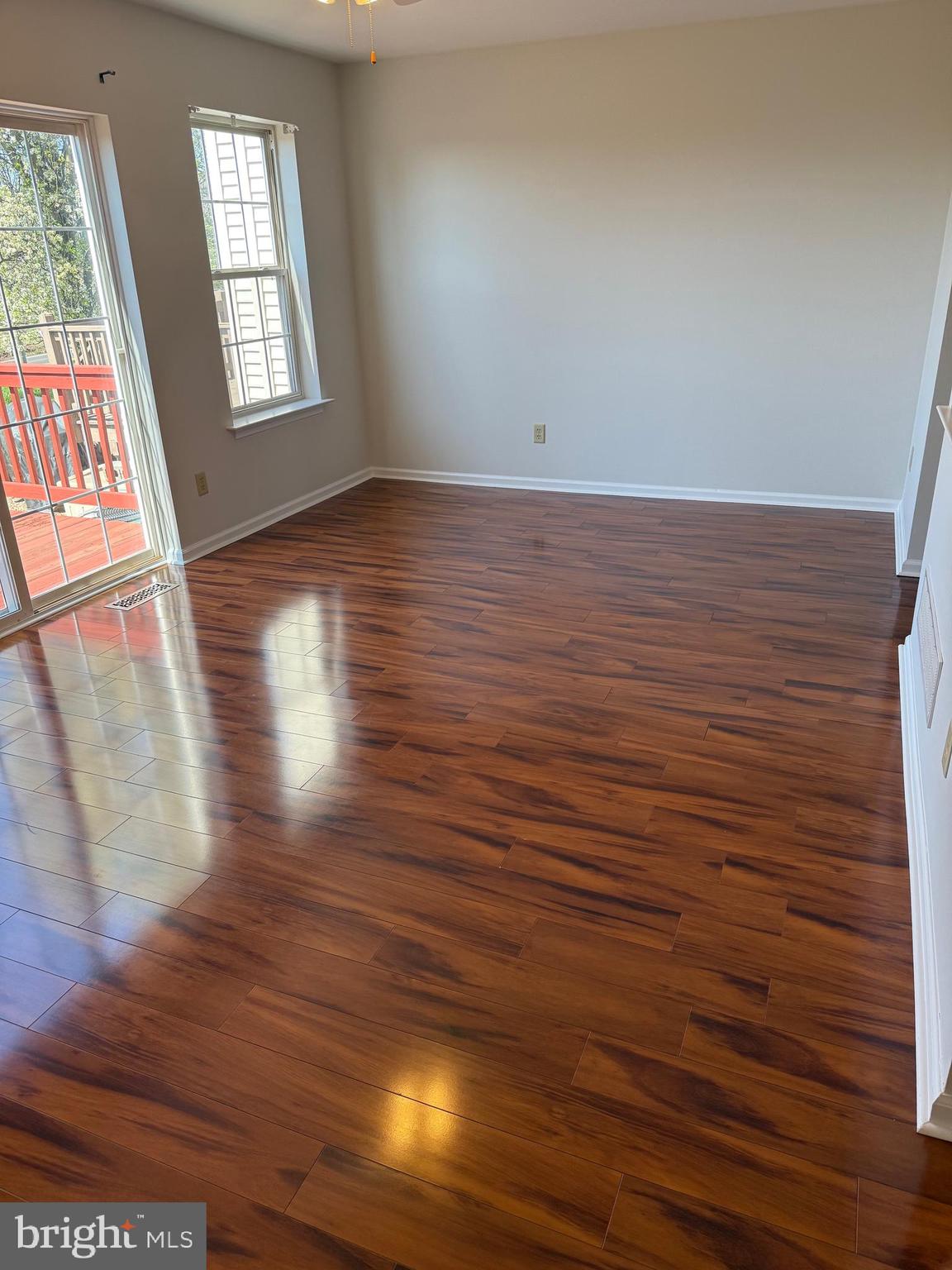 FAIRLAWN COURT - Residential Lease