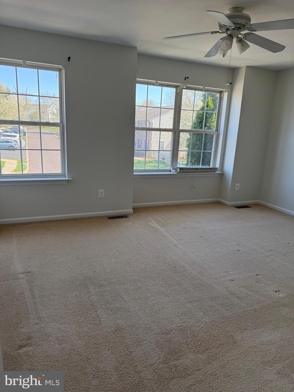 FAIRLAWN COURT - Residential Lease