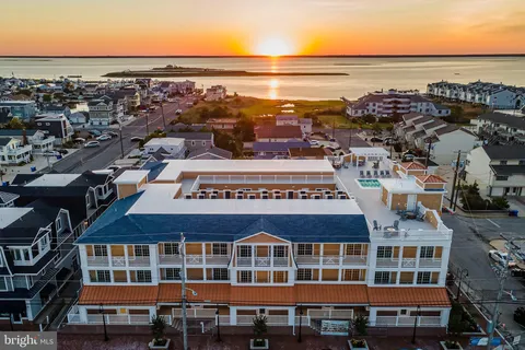 510 N Bay Avenue Unit 206, Beach Haven, NJ MLS: NJOC2033312
