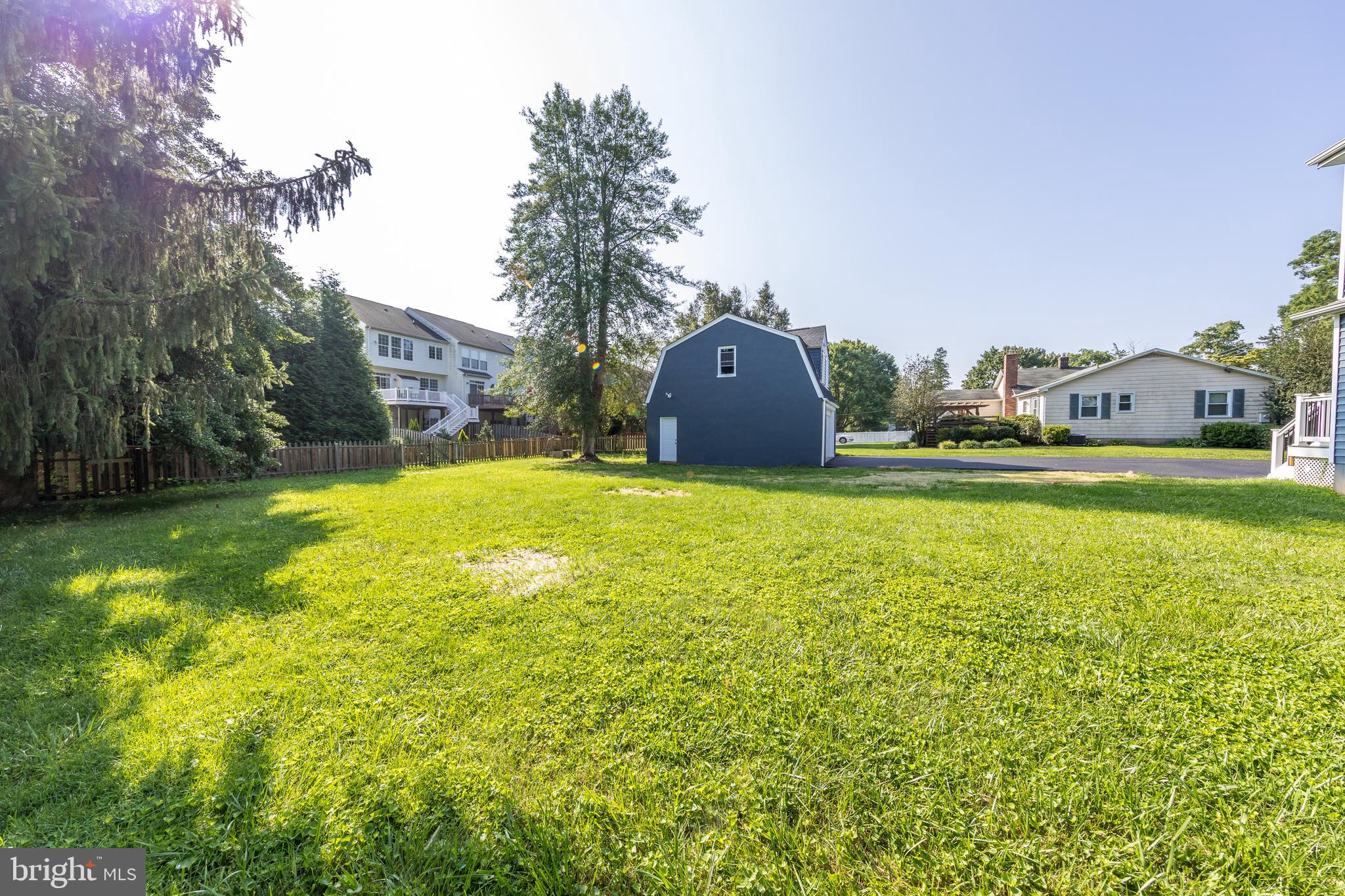 ROCK SPRING - Residential