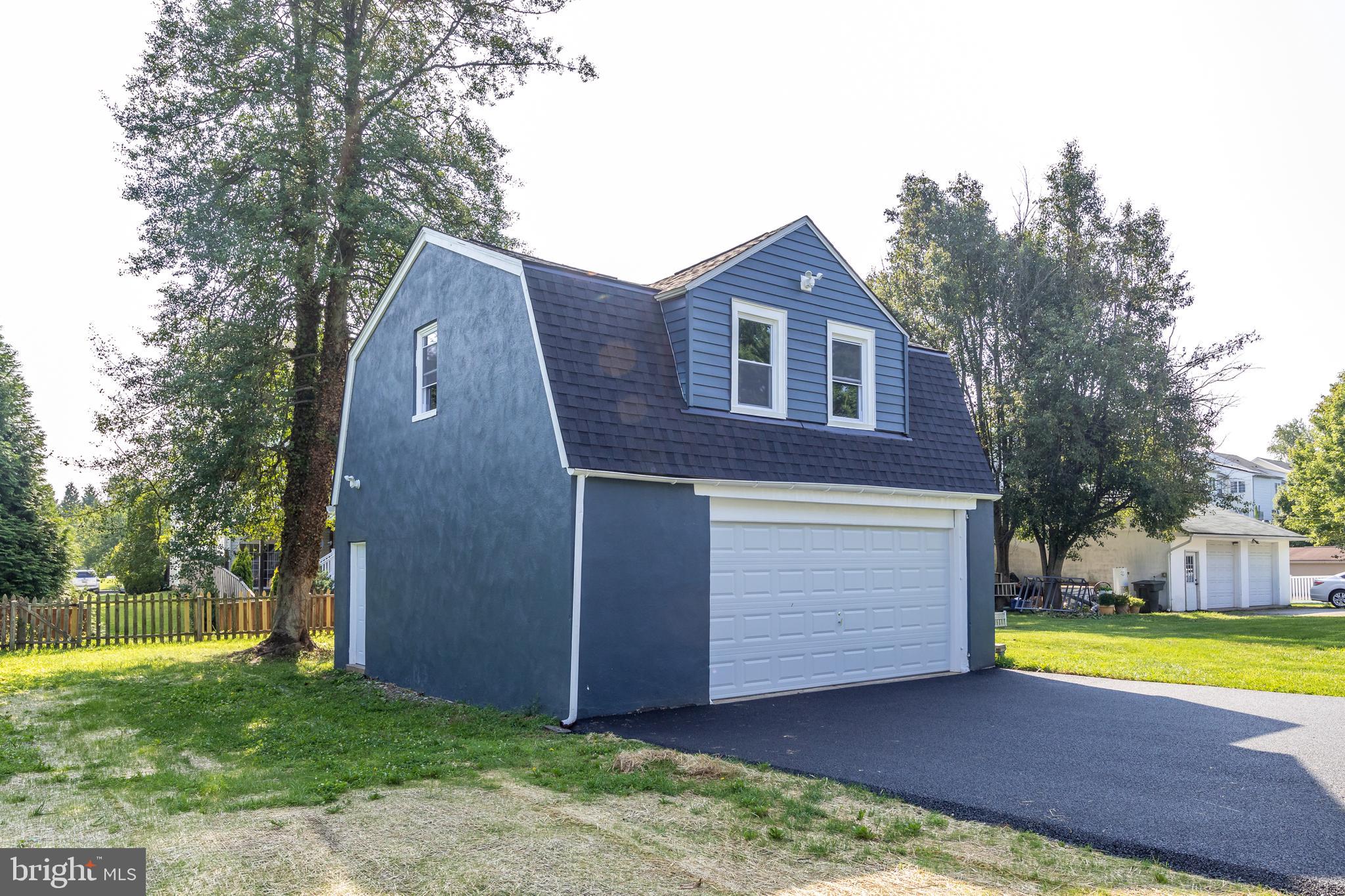 ROCK SPRING - Residential