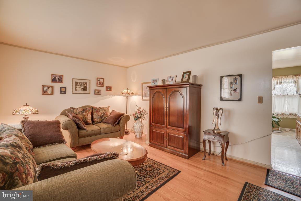 MILL GARDEN - Residential