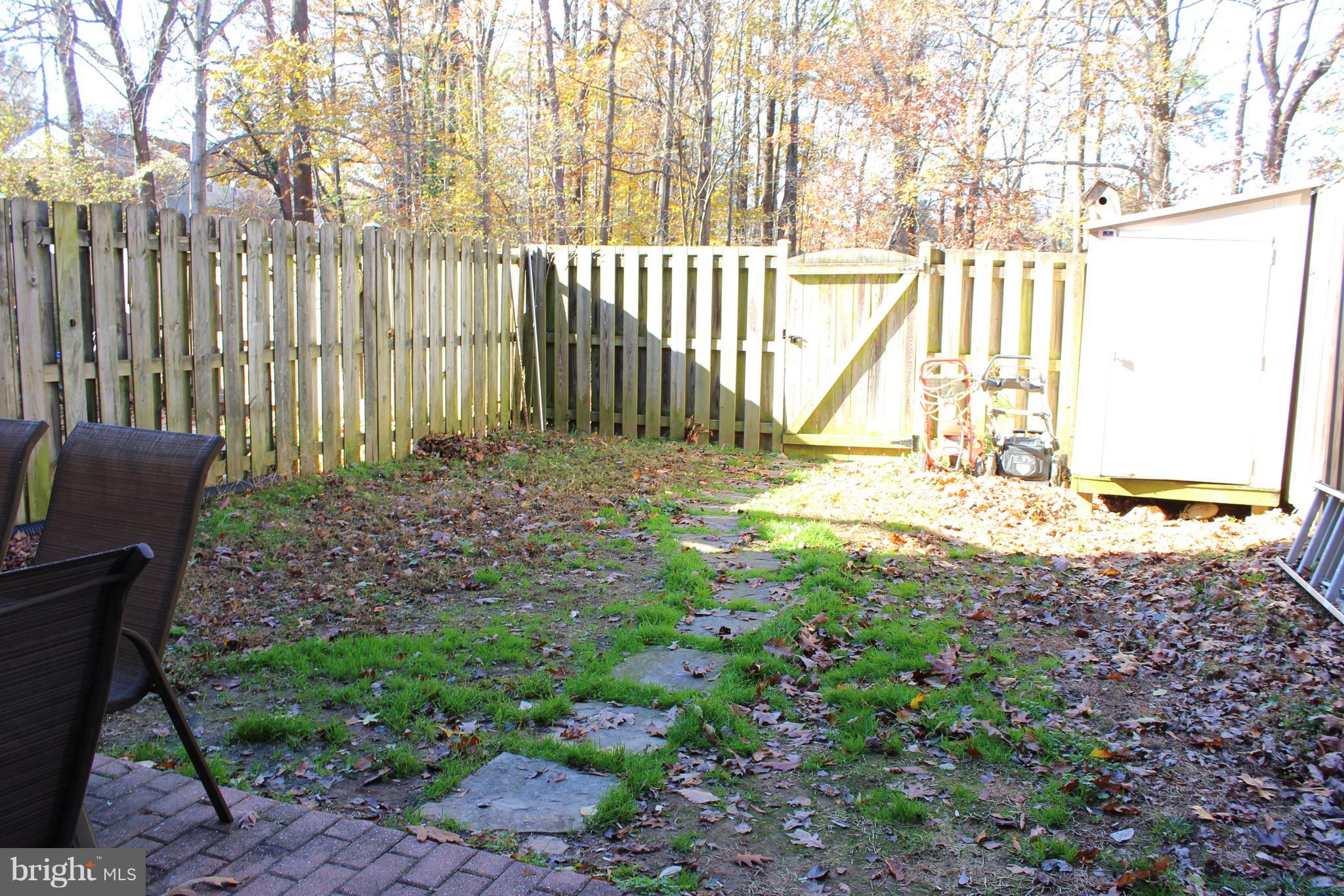 LAKE BRADDOCK - Residential