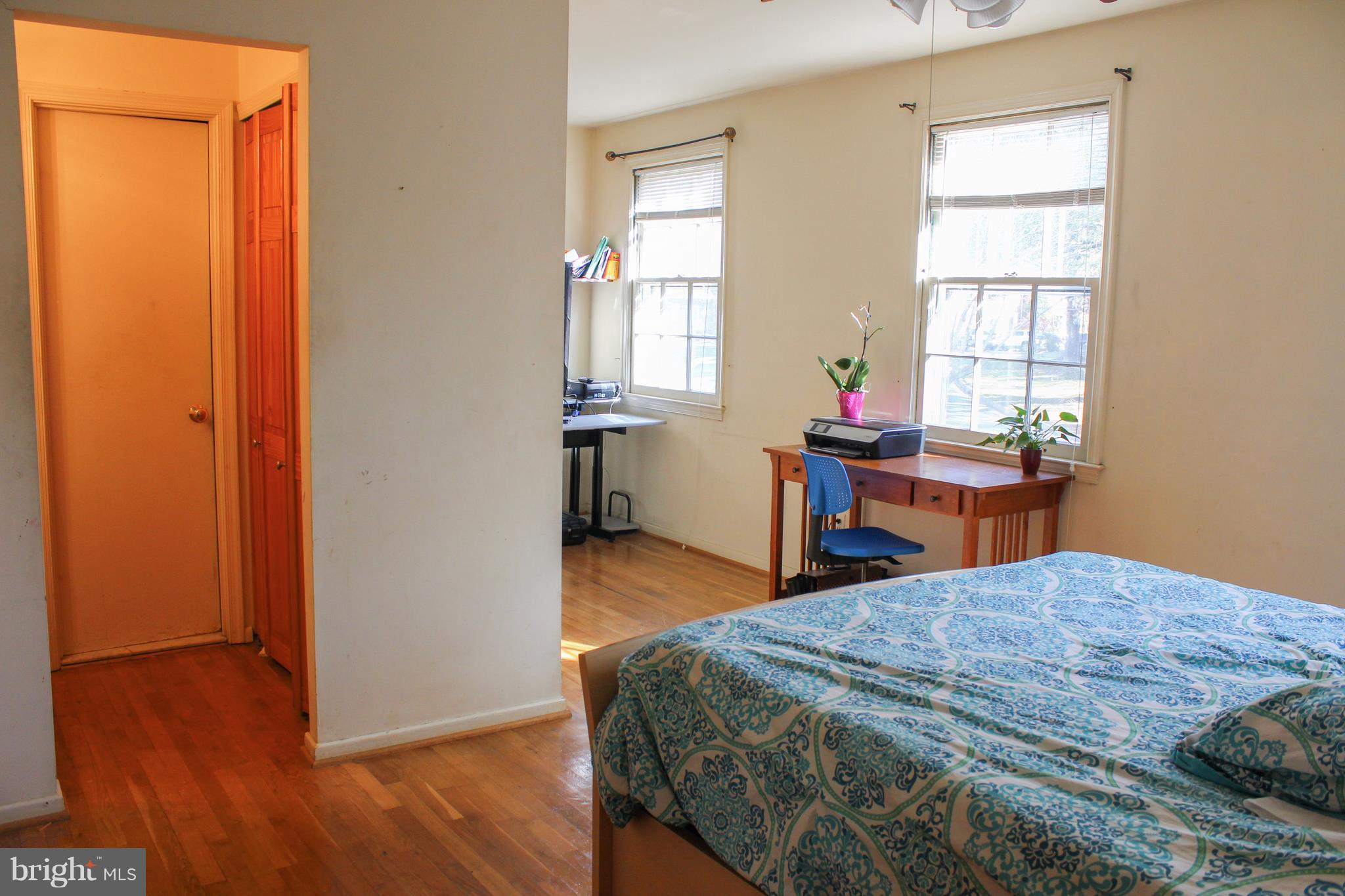 LAKE BRADDOCK - Residential