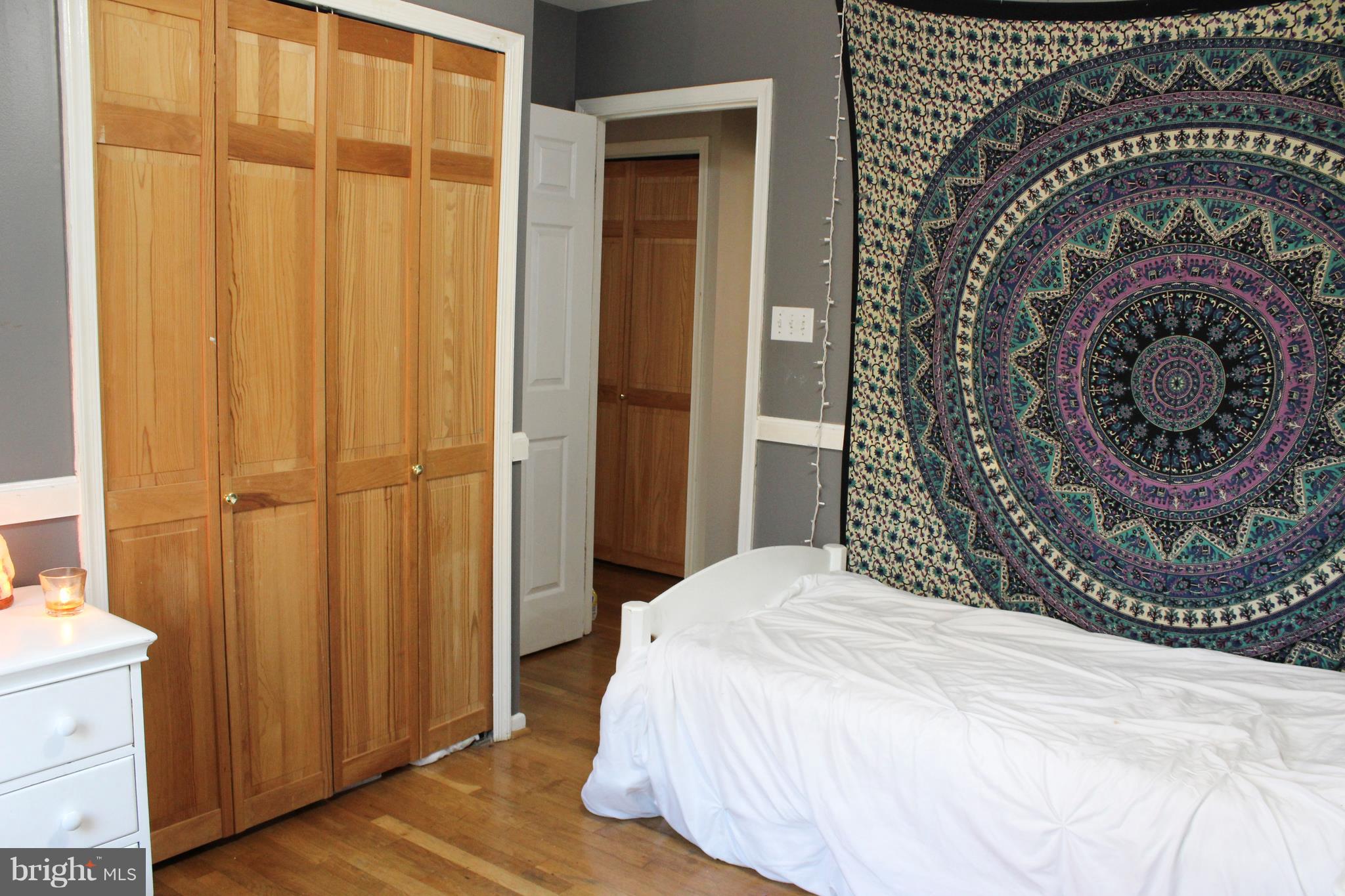 LAKE BRADDOCK - Residential