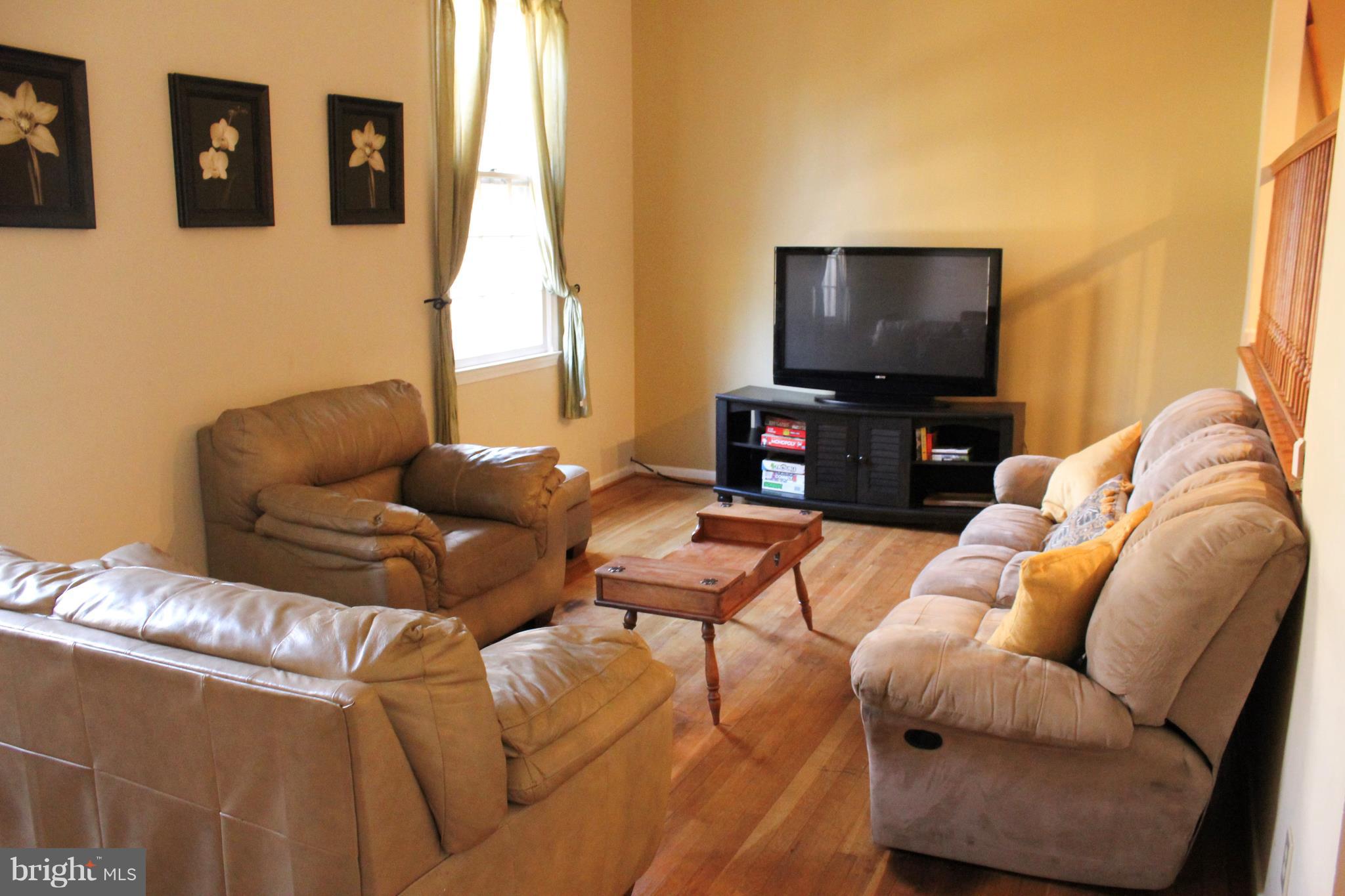 LAKE BRADDOCK - Residential